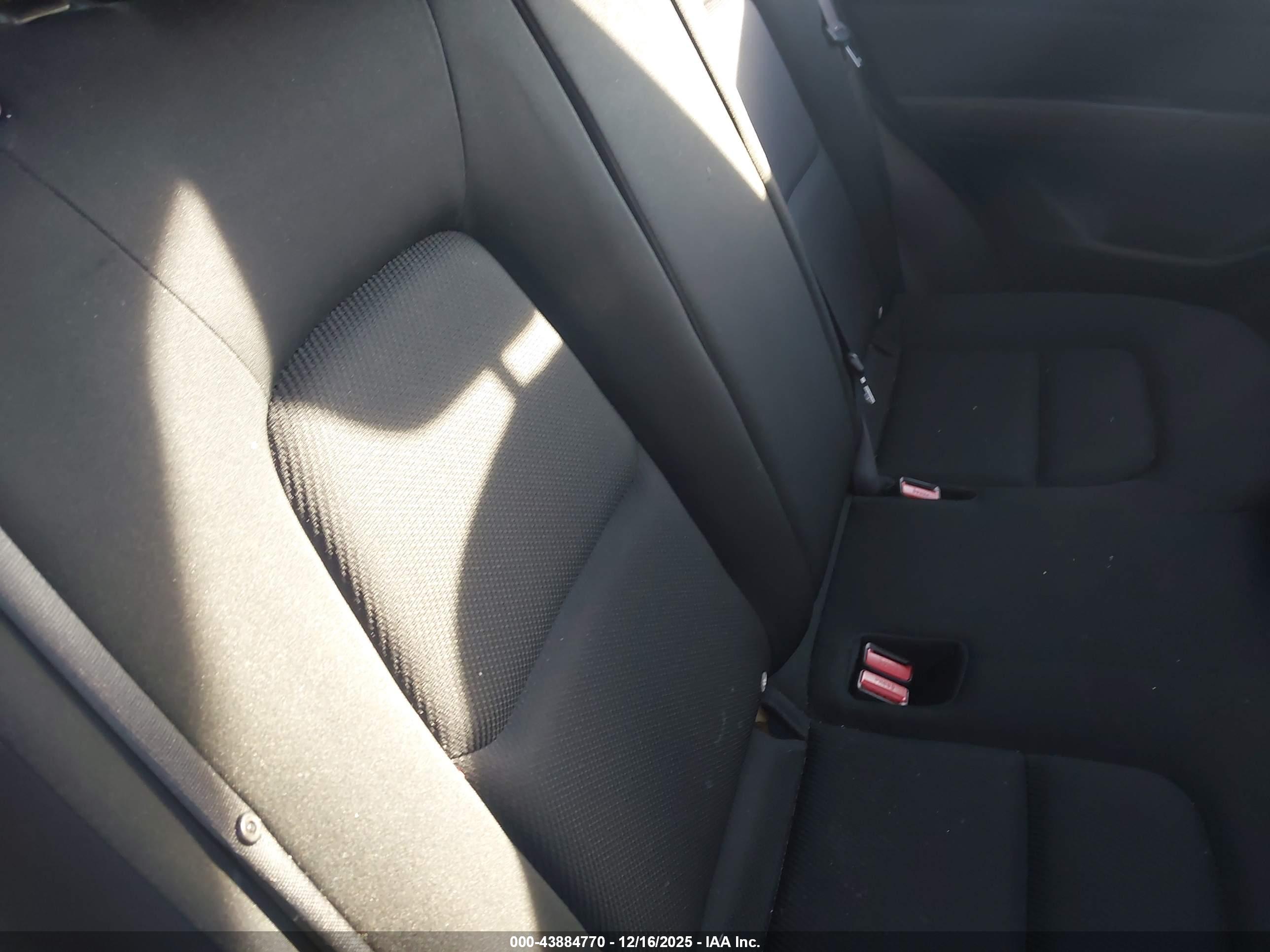 MAZDA CX-5 image 8