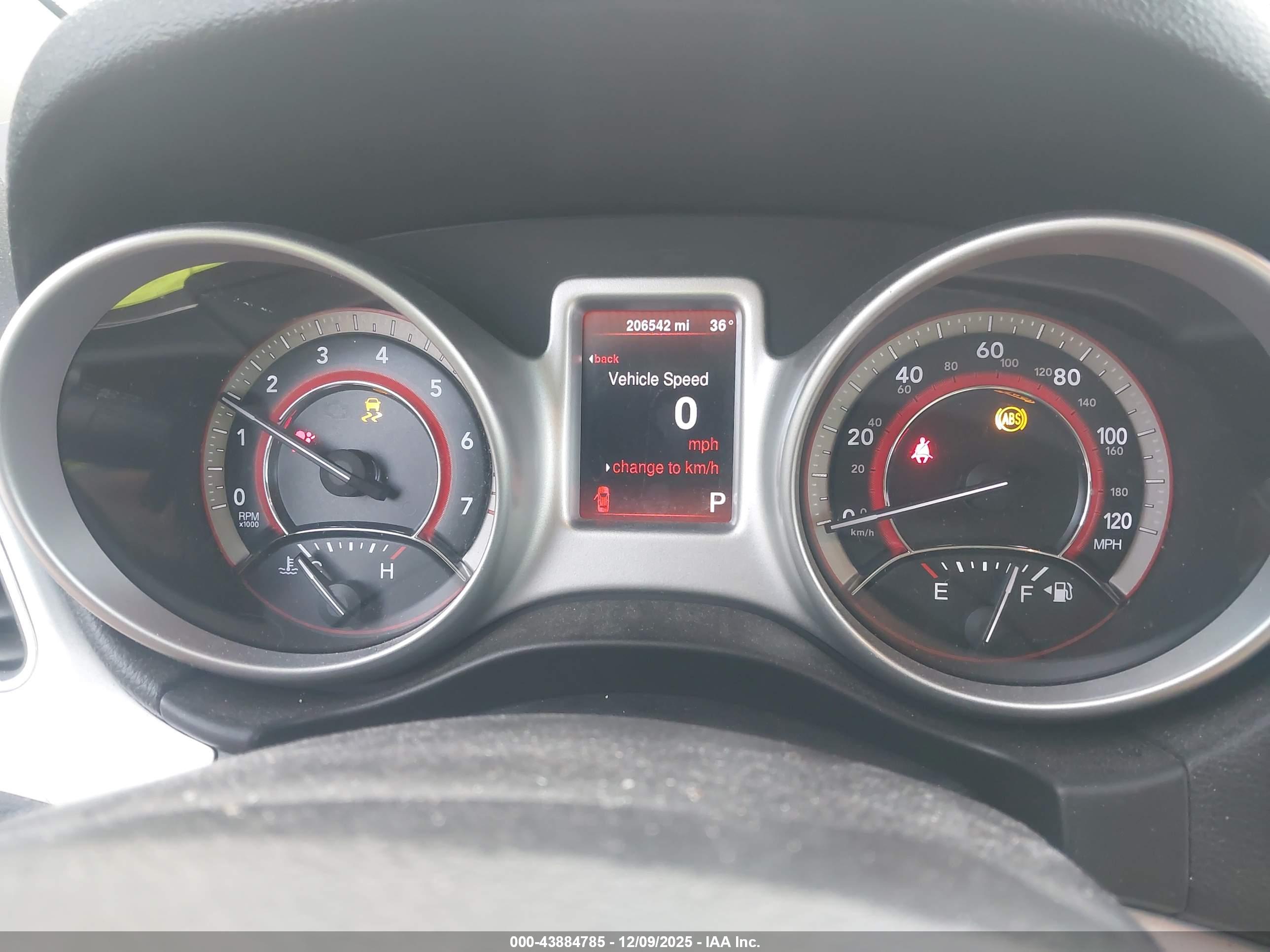 DODGE JOURNEY image 7
