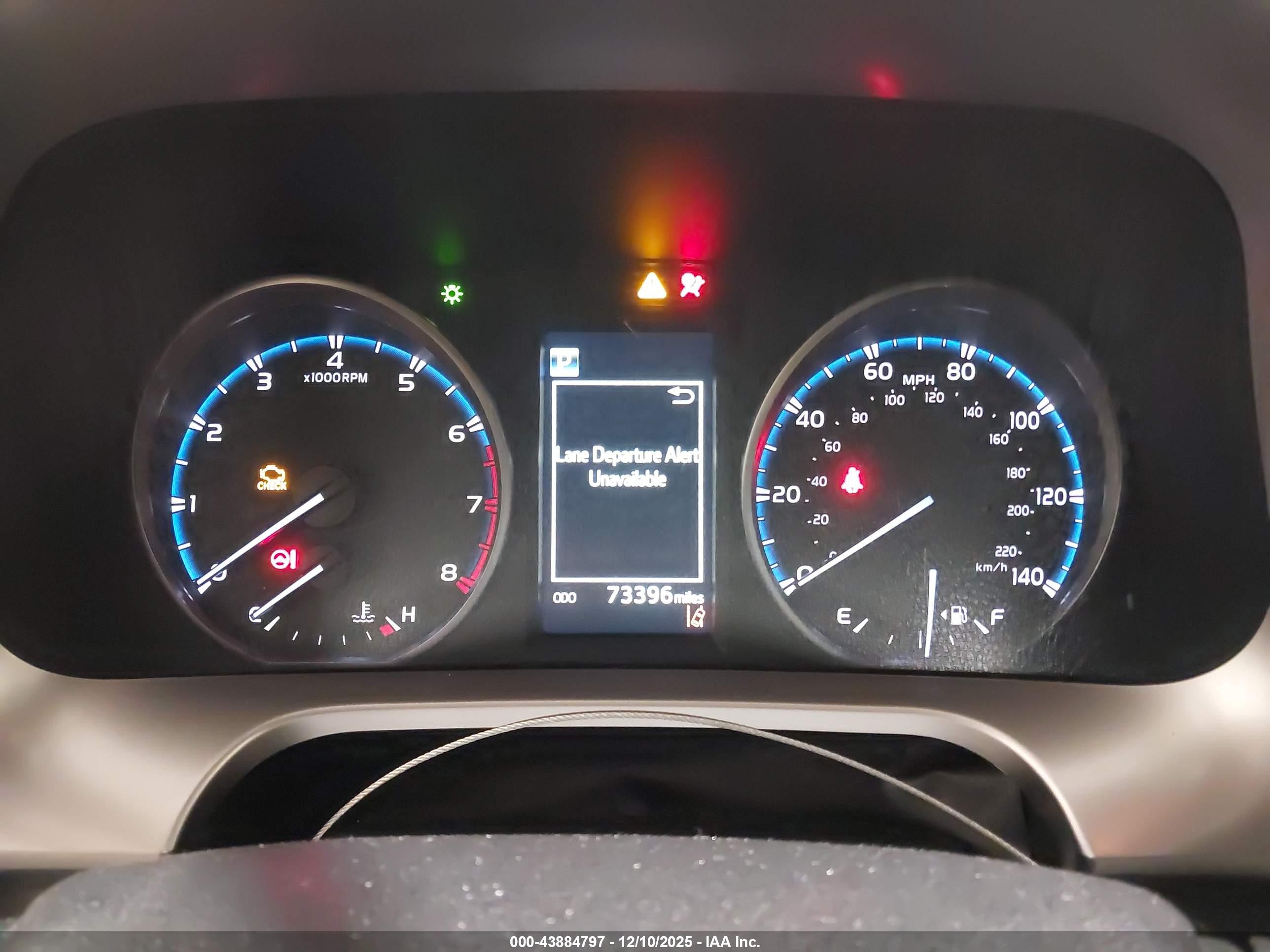 TOYOTA RAV4 image 7