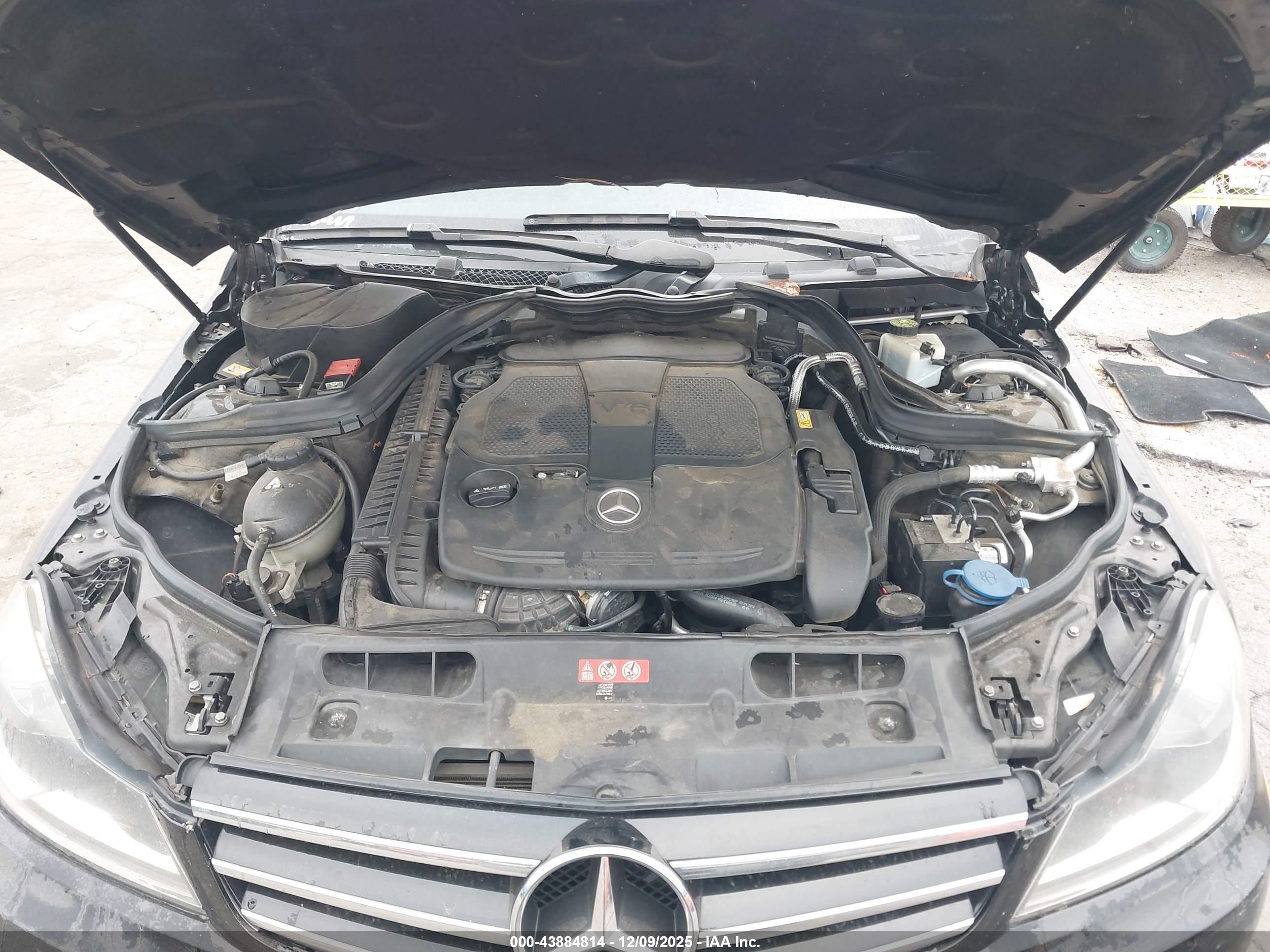 MERCEDES-BENZ C image 10