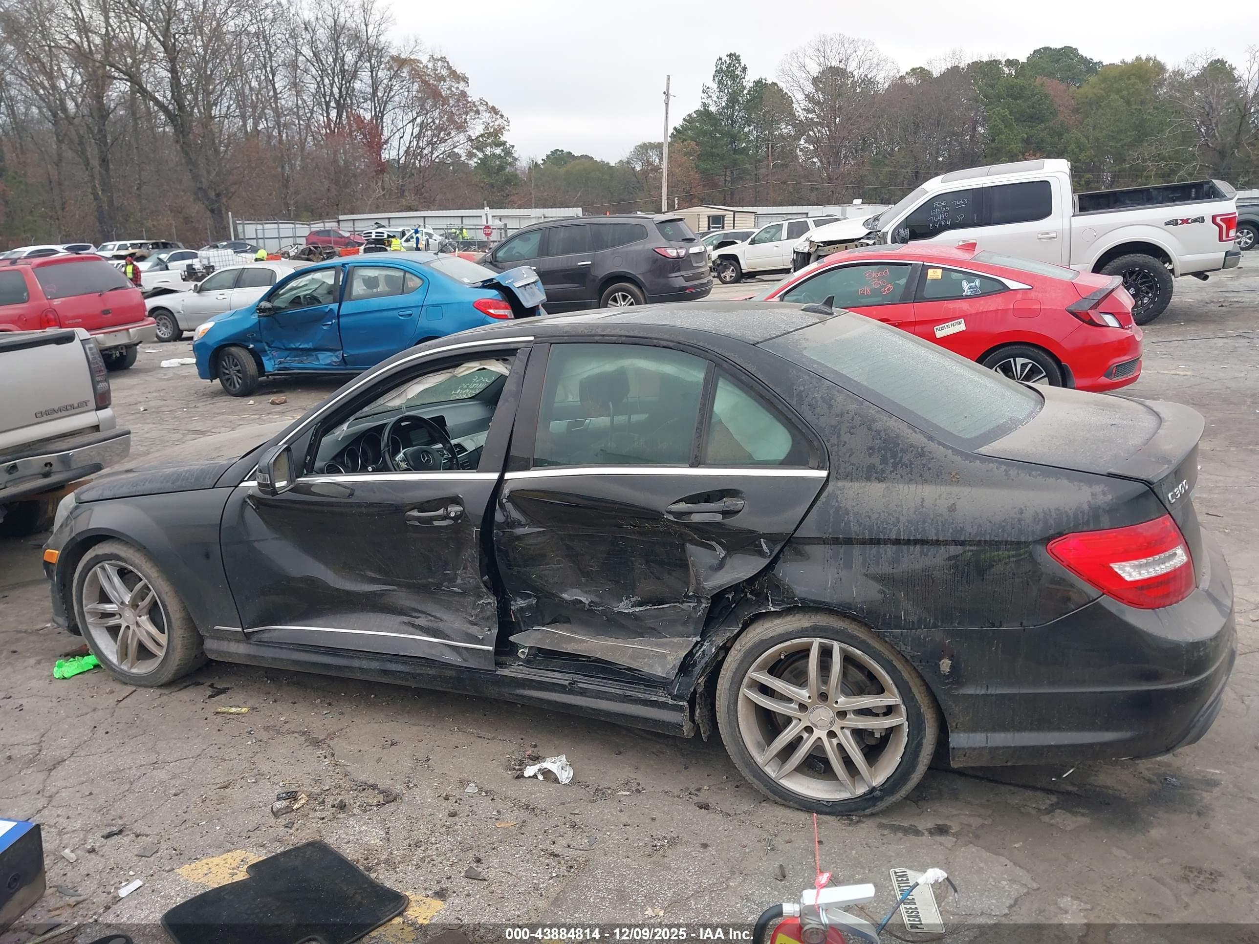 MERCEDES-BENZ C image 6