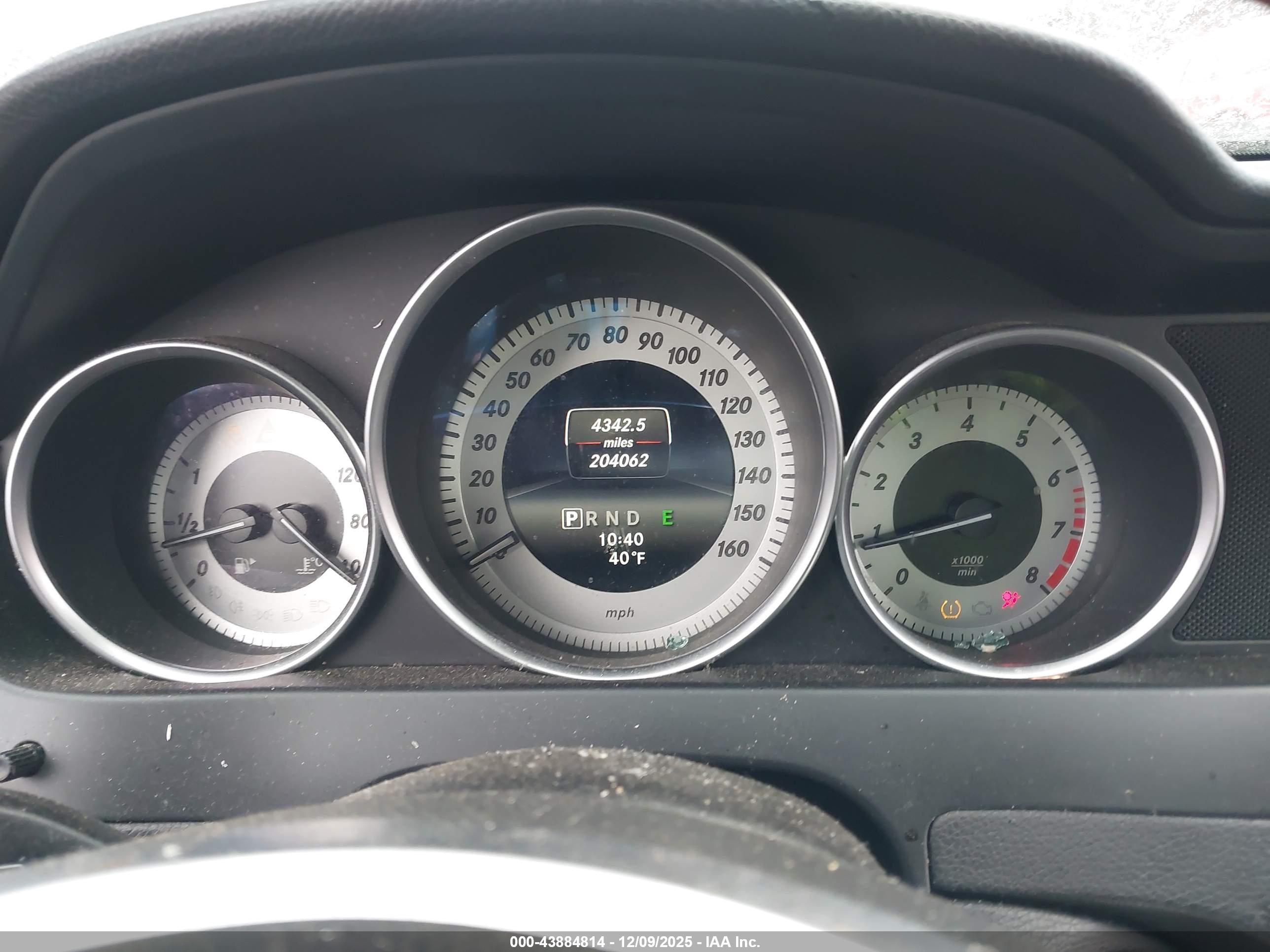 MERCEDES-BENZ C image 7