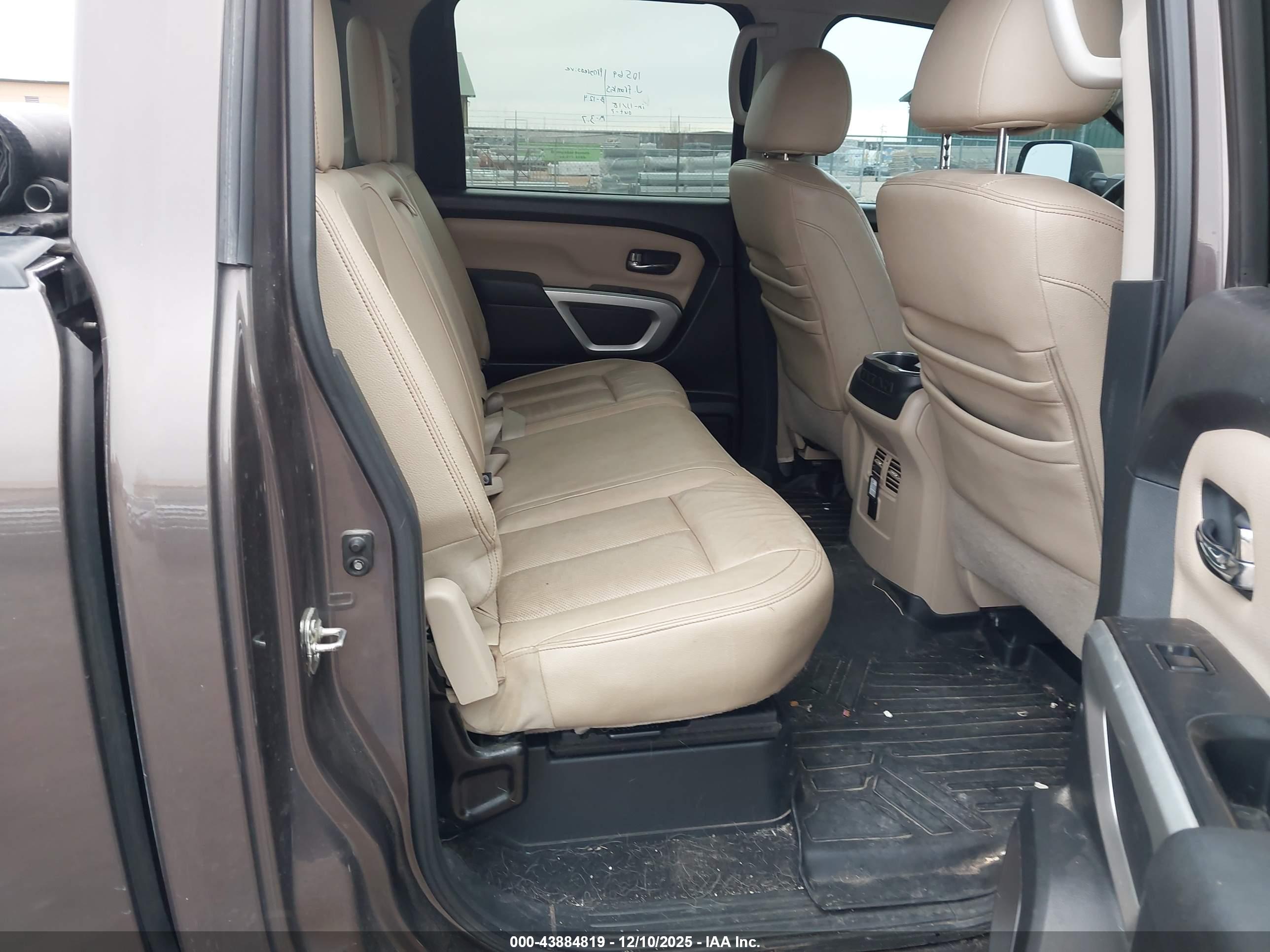 NISSAN TITAN image 8