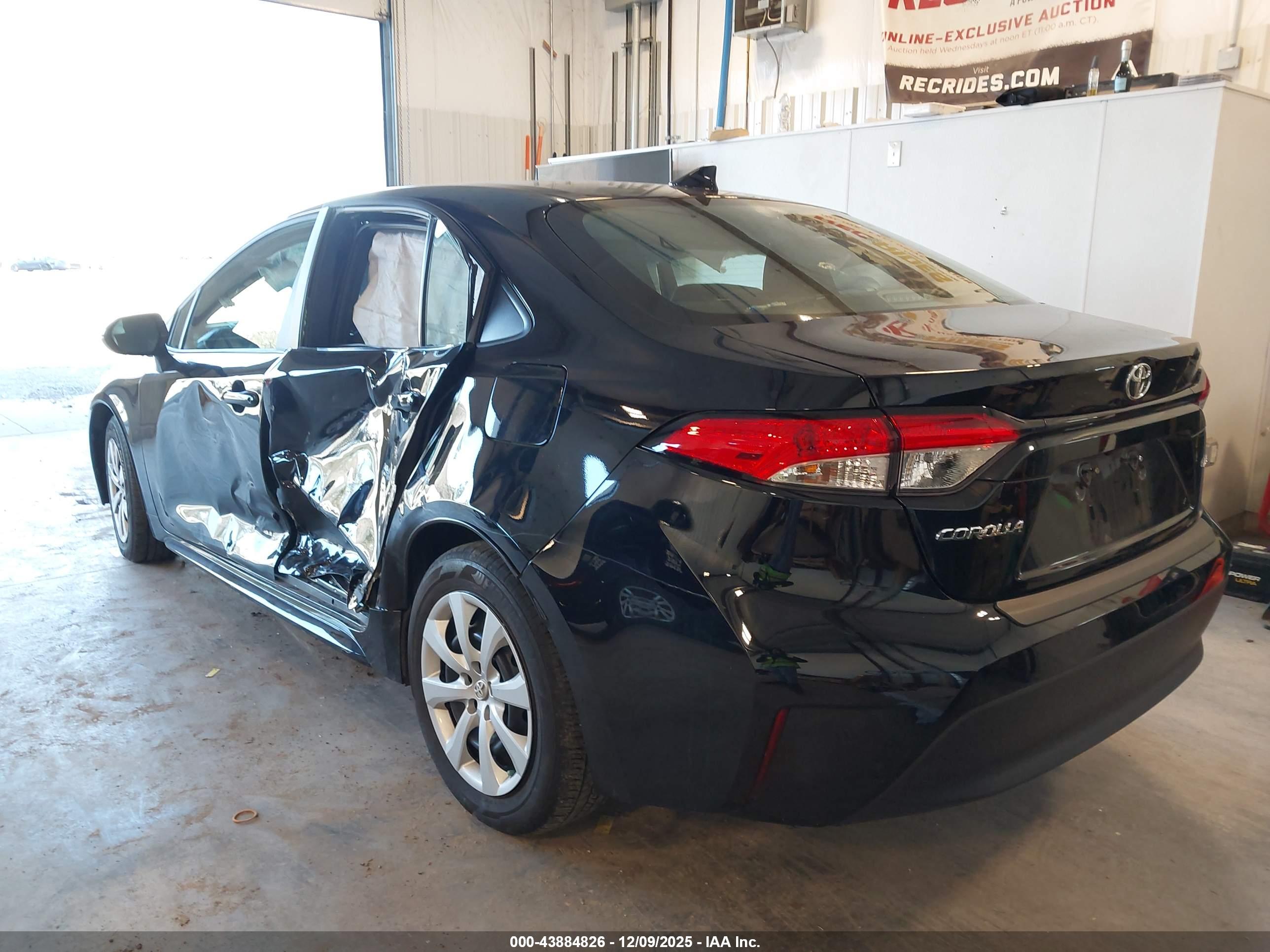 TOYOTA COROLLA image 6