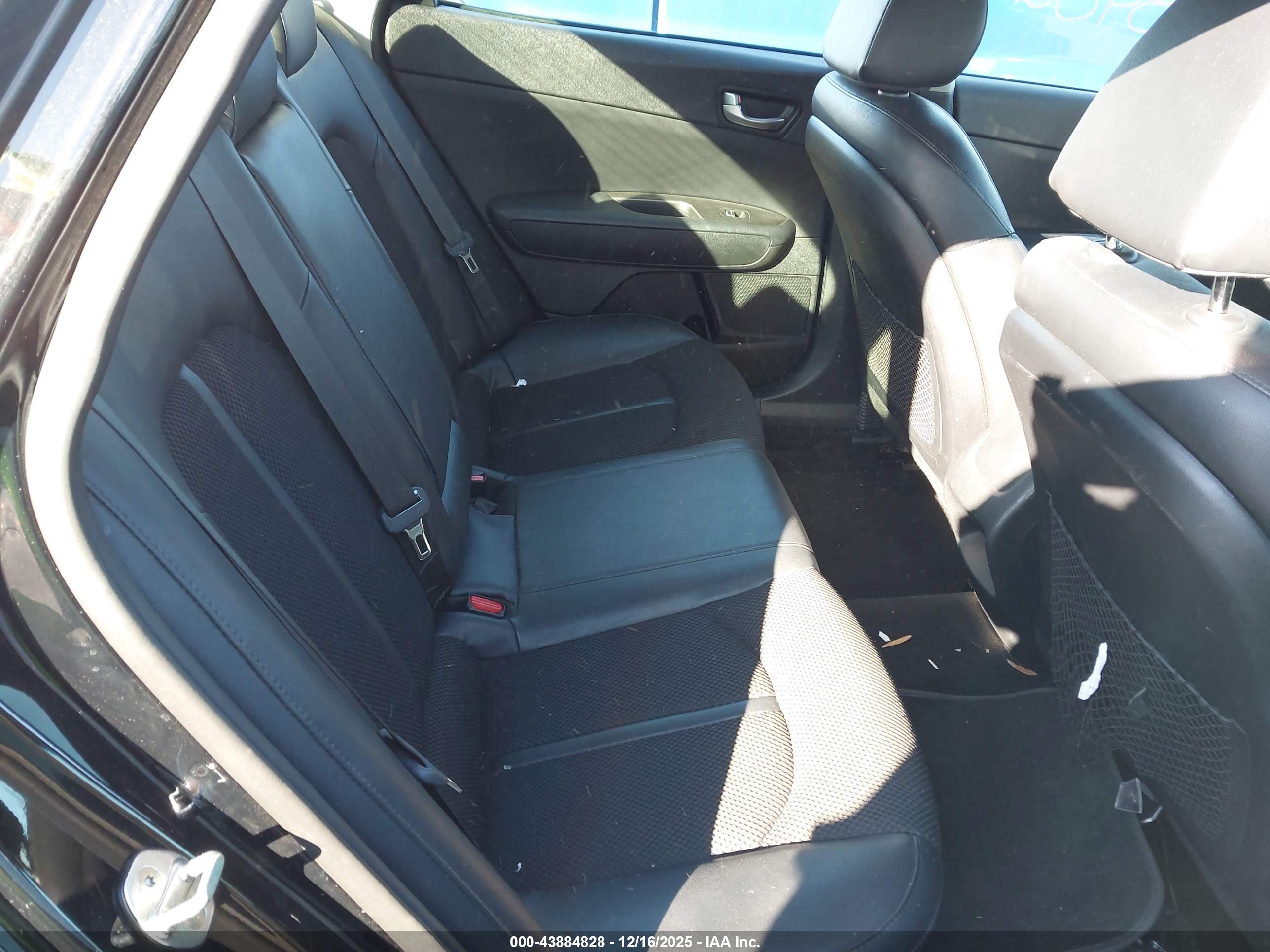 KIA OPTIMA image 8