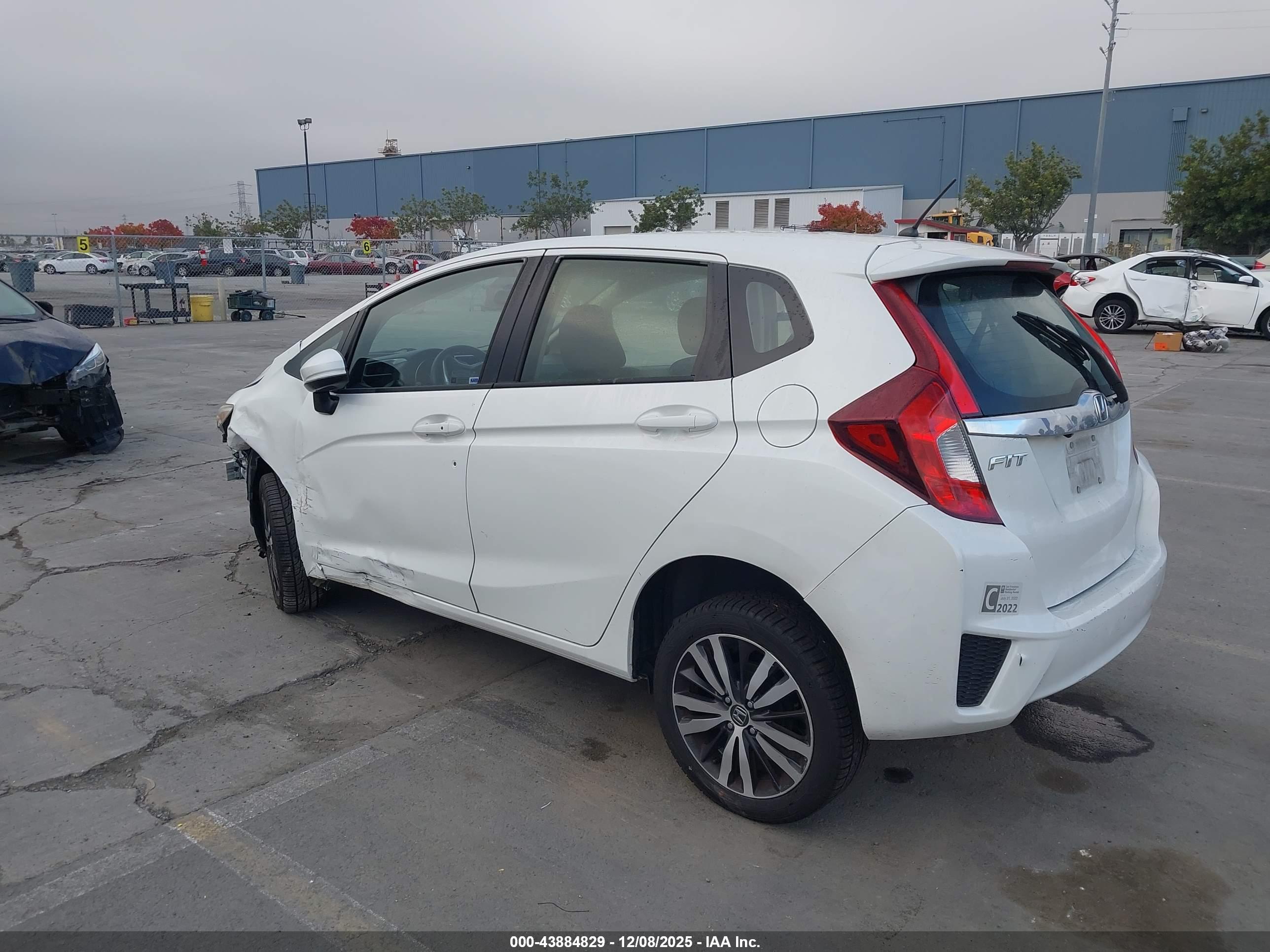 HONDA FIT image 3