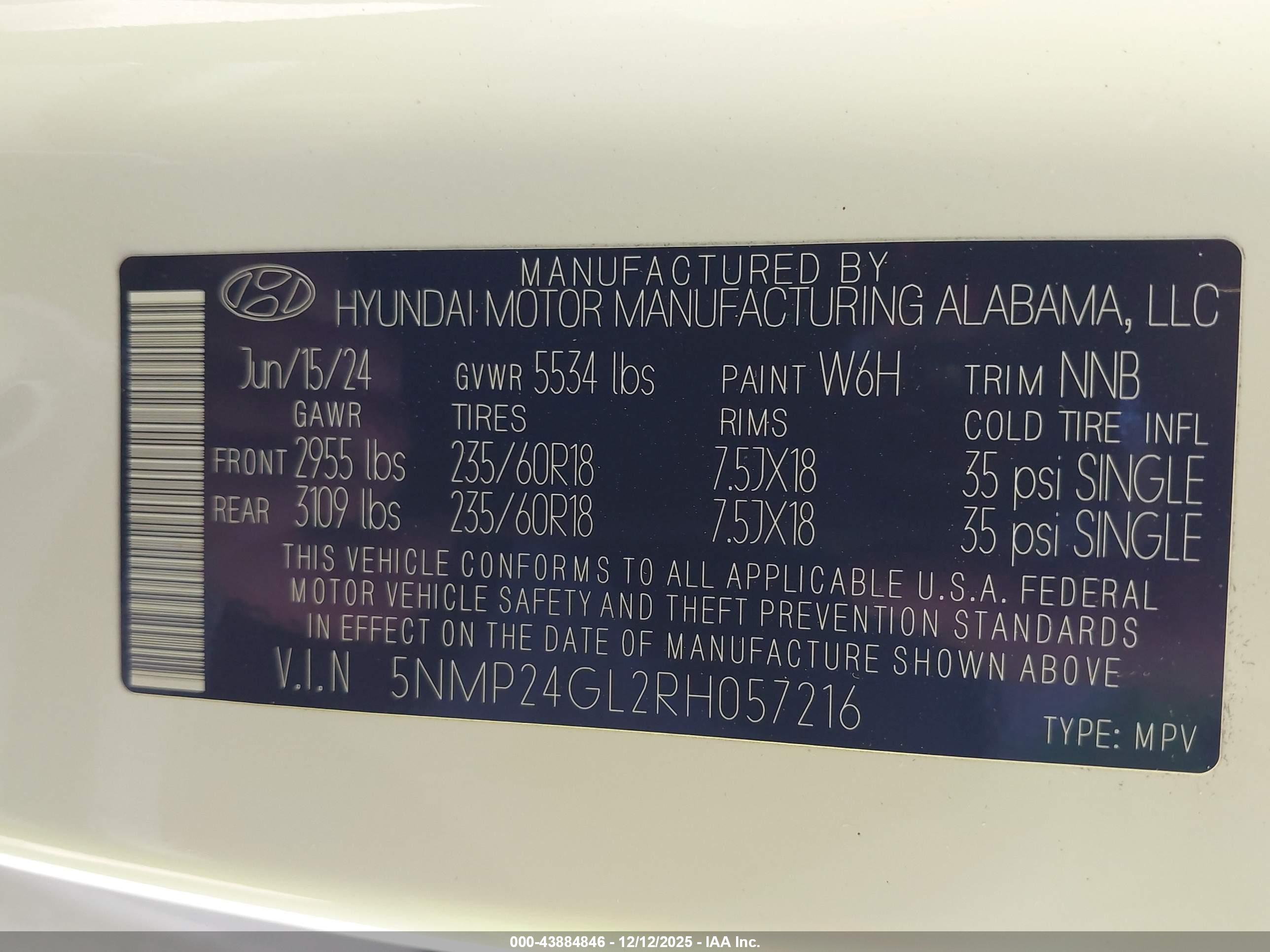 HYUNDAI SANTA image 9