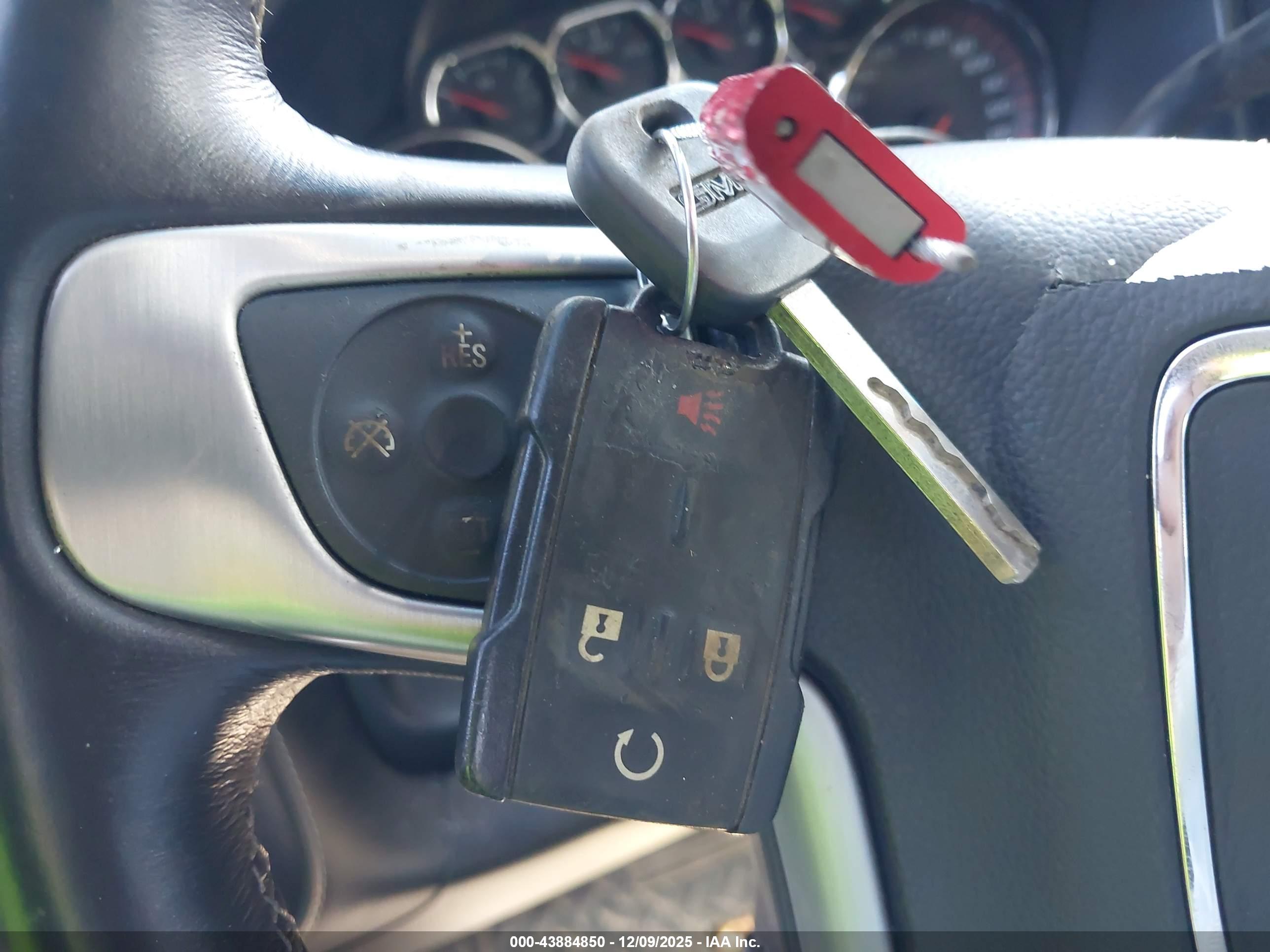 GMC SIERRA image 11