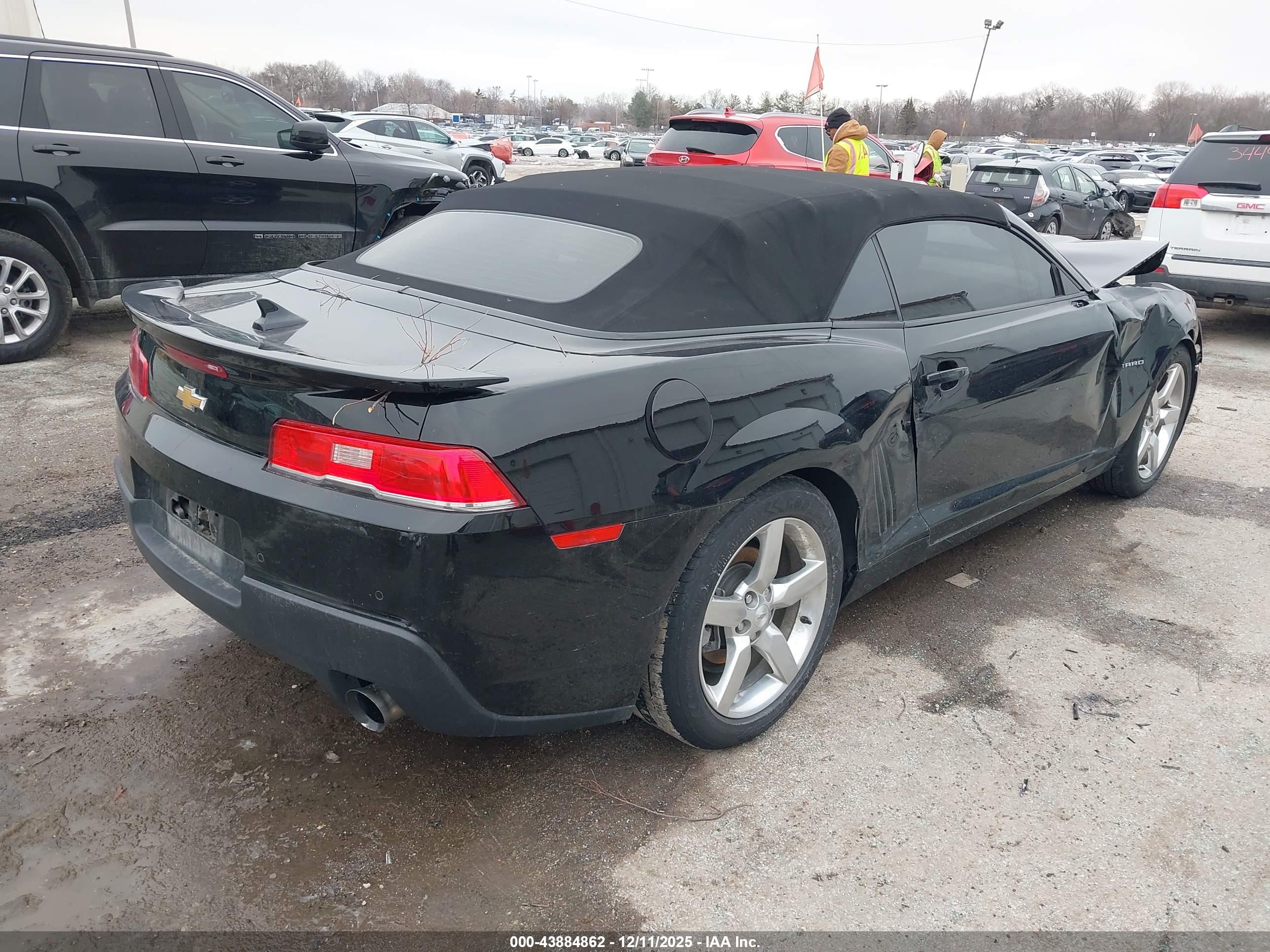 CHEVROLET CAMARO image 4