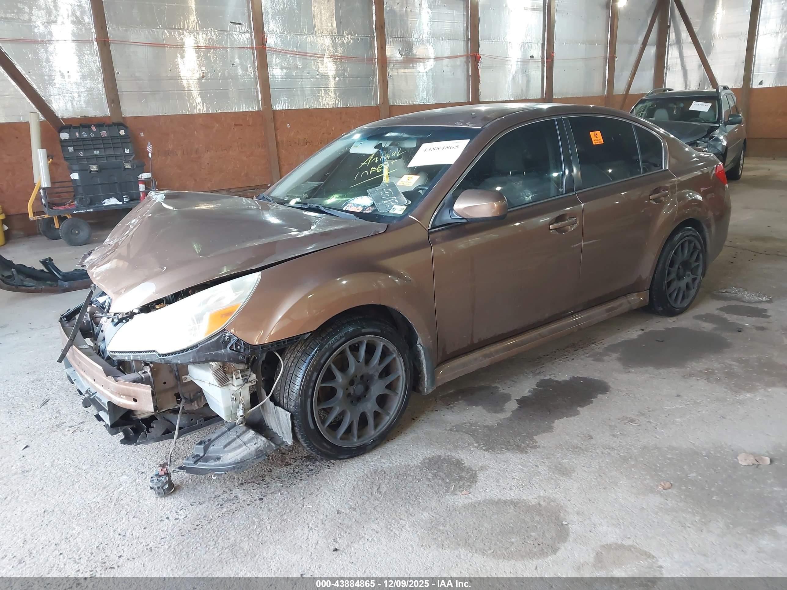 SUBARU LEGACY image 2