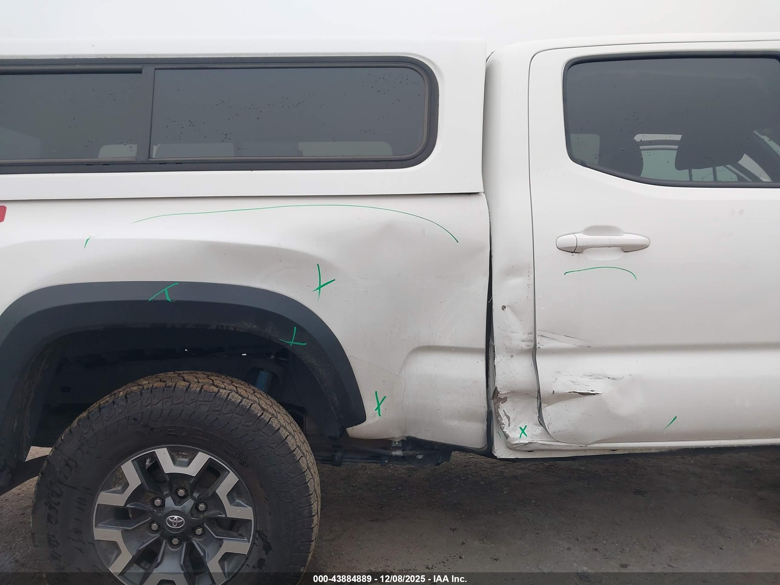 TOYOTA TACOMA image 6