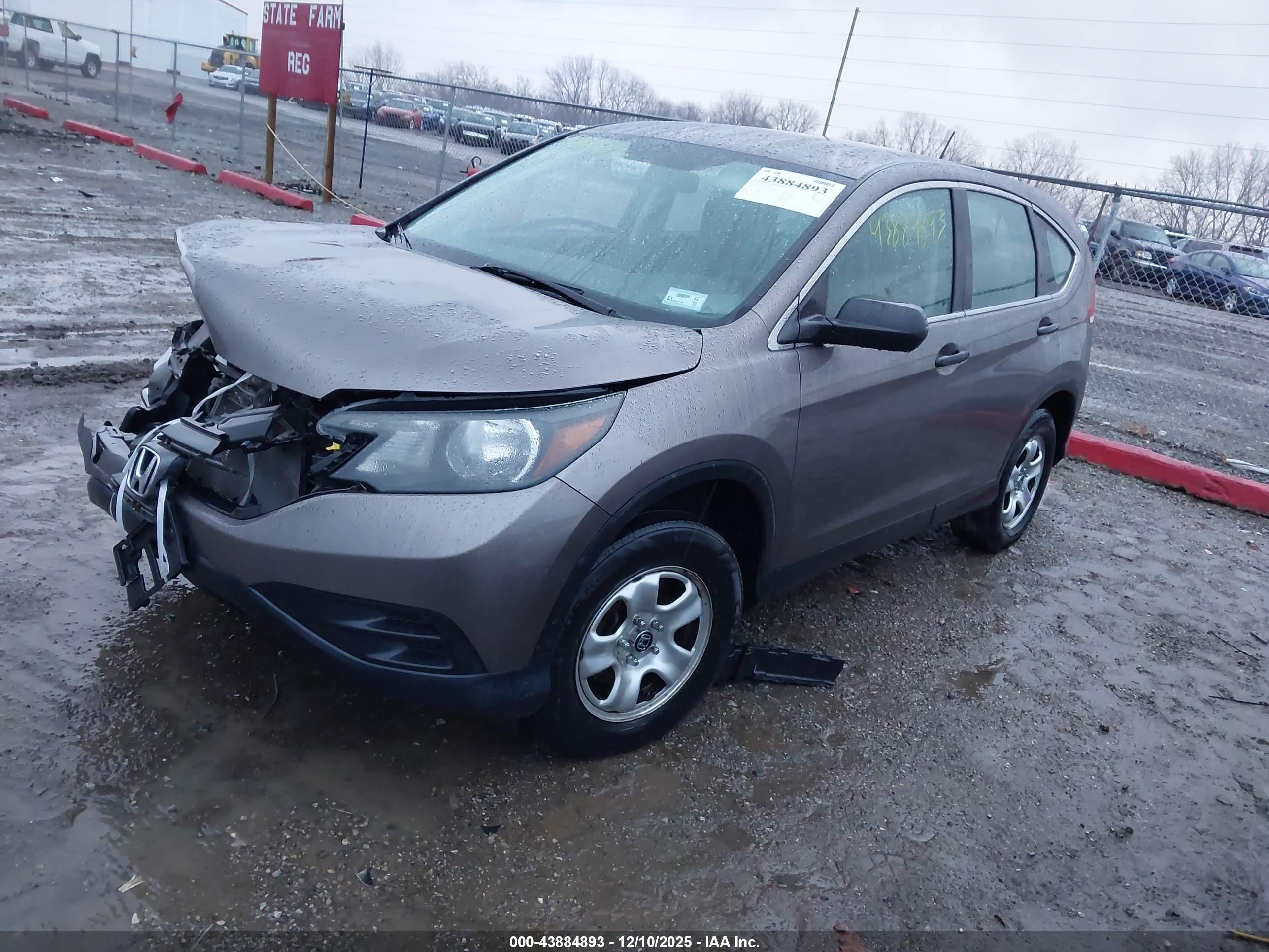 HONDA CR-V image 2