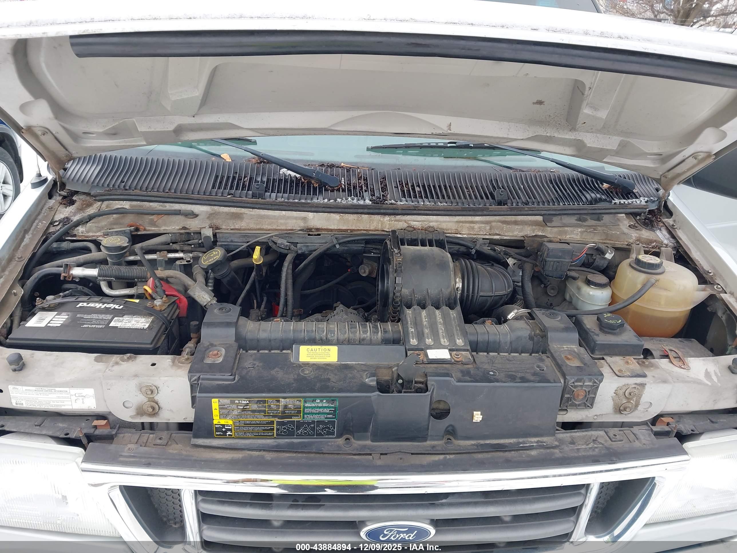 FORD E-350 image 10