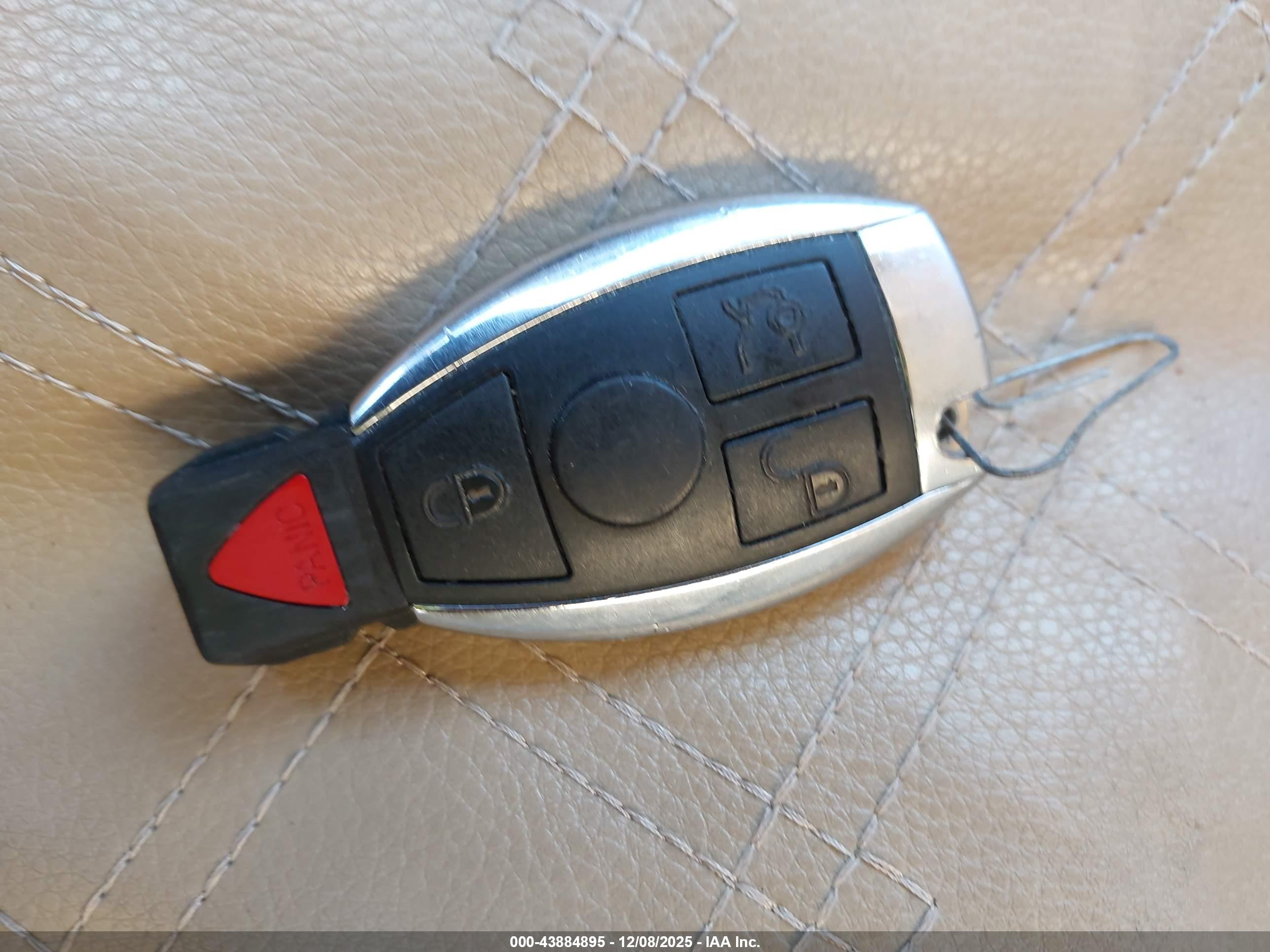 MERCEDES-BENZ C image 11