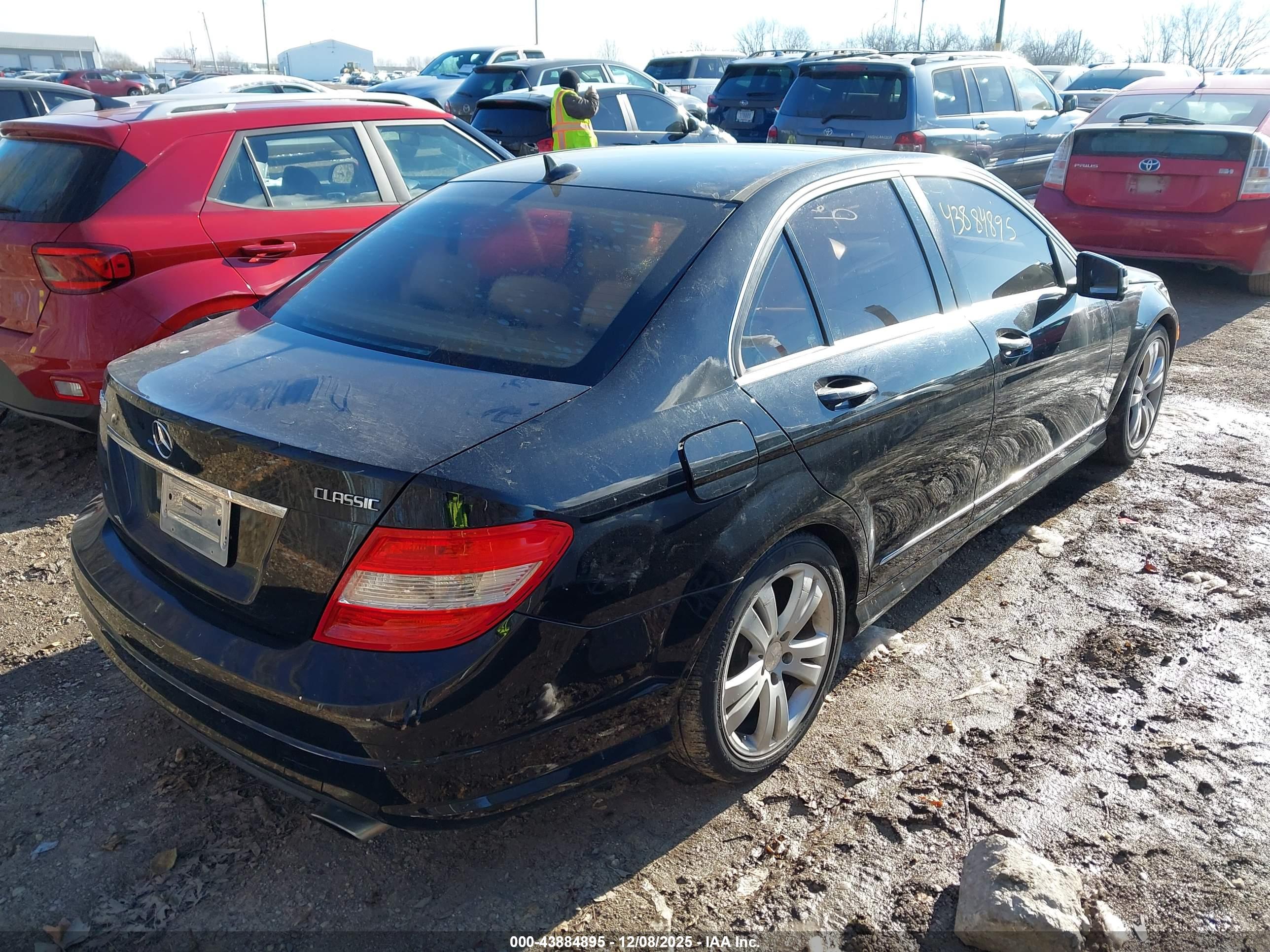 MERCEDES-BENZ C image 4