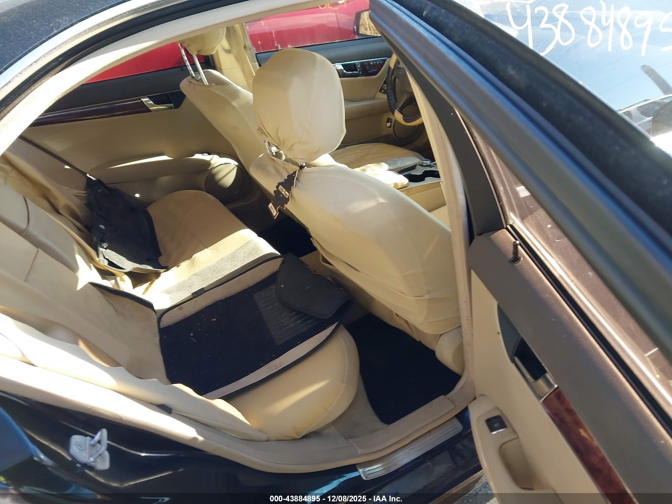 MERCEDES-BENZ C image 8