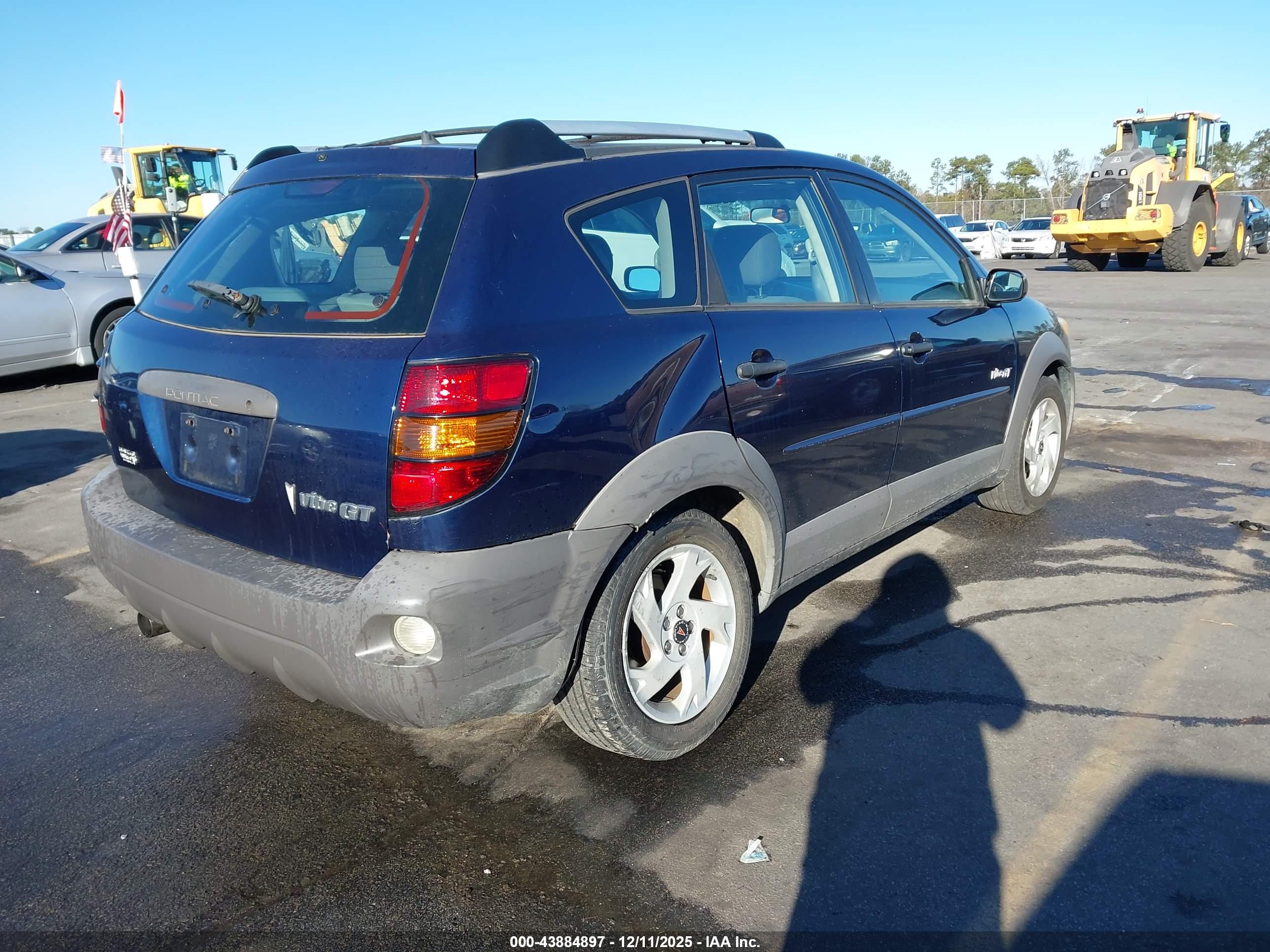 PONTIAC VIBE image 4