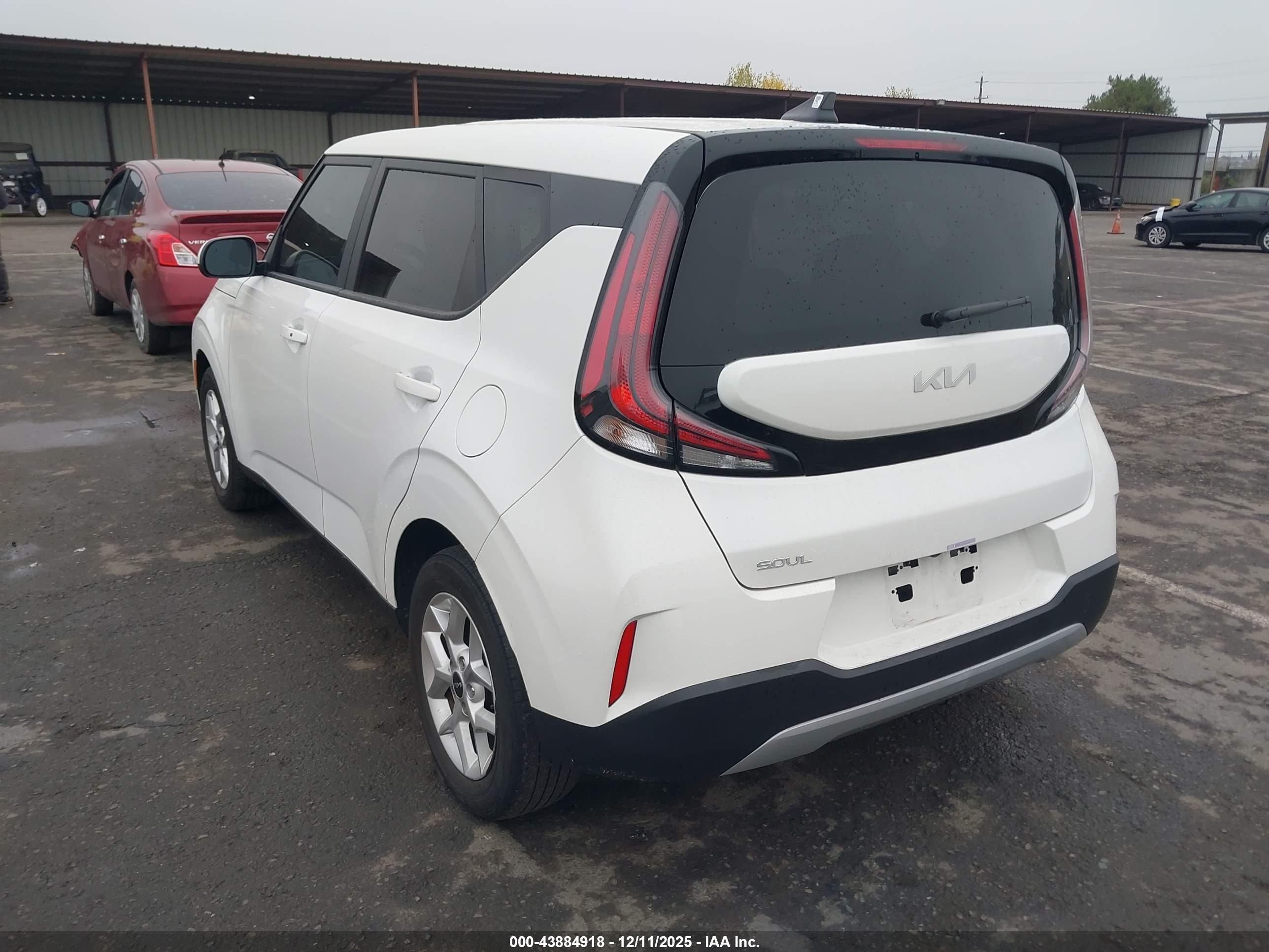 KIA SOUL image 3