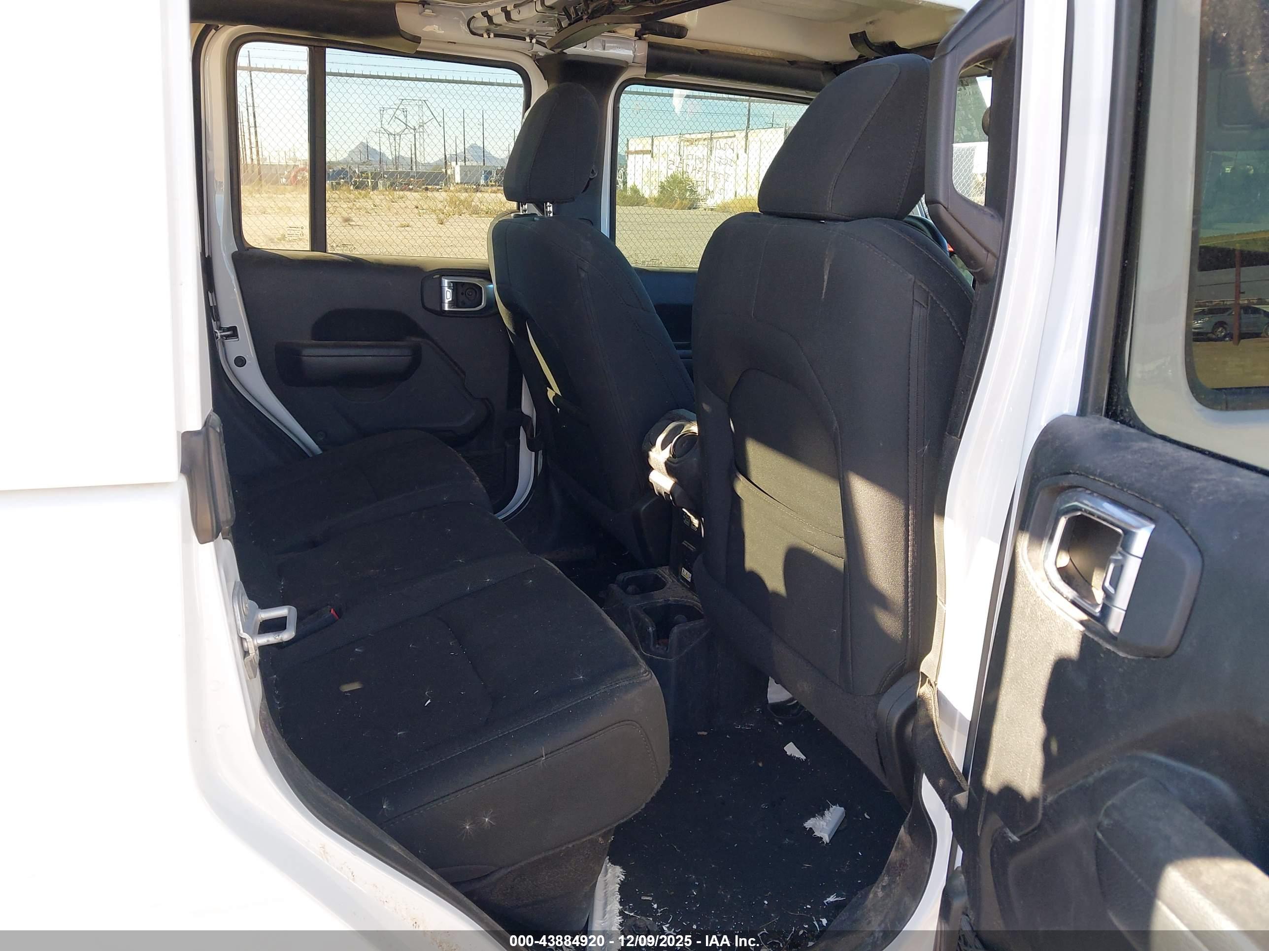 JEEP GLADIATOR image 8