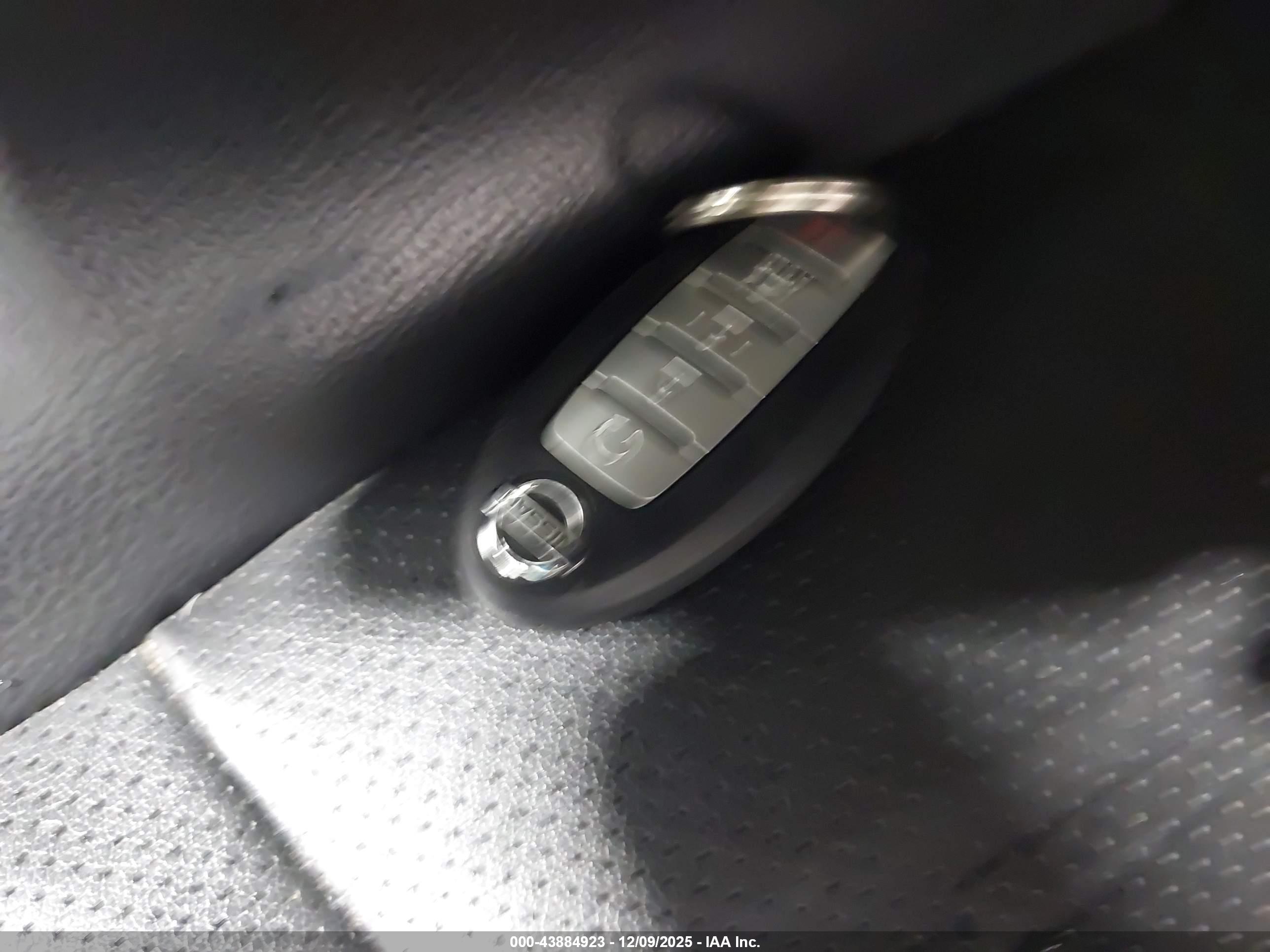 NISSAN ALTIMA image 11