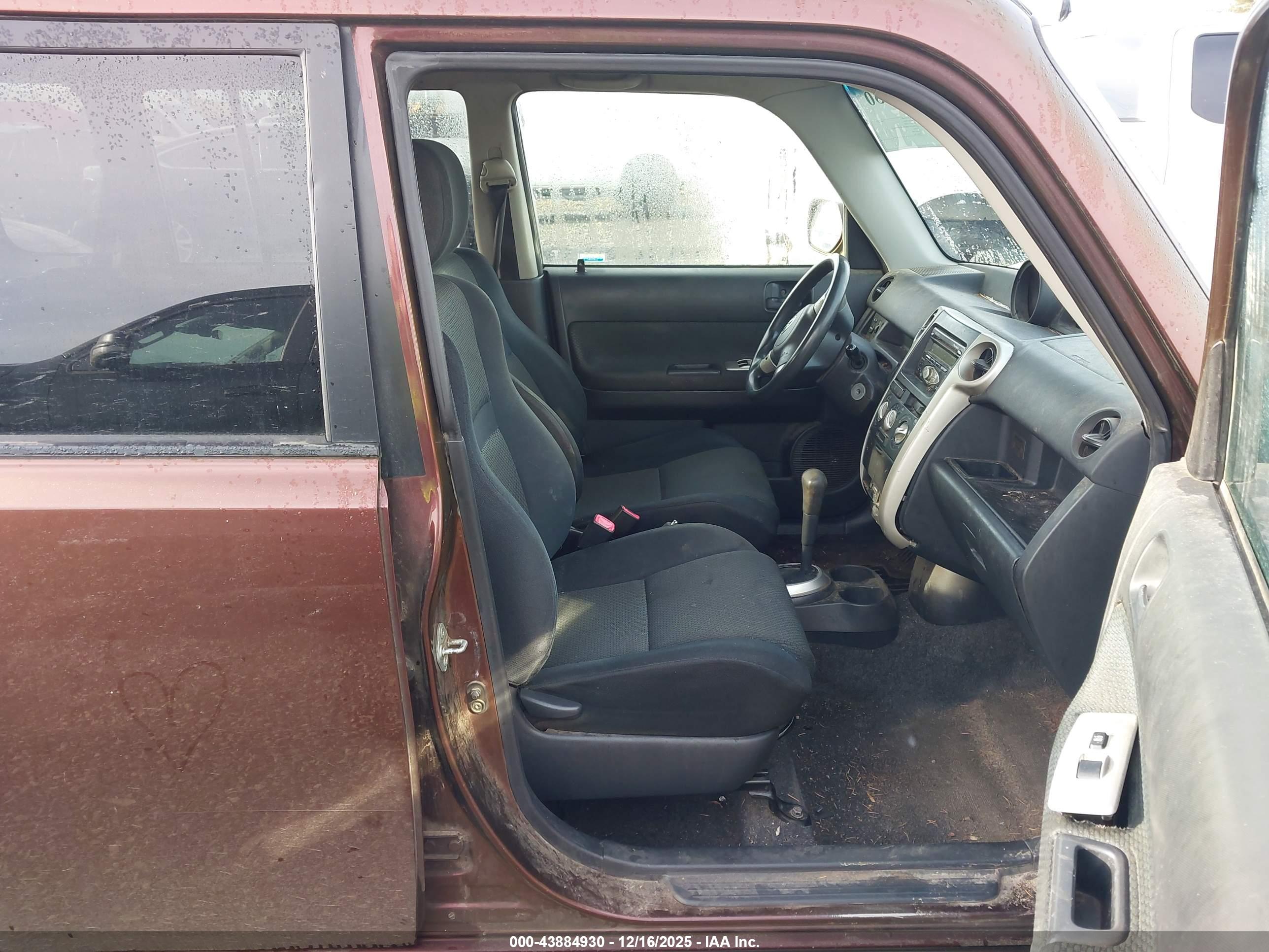 SCION XB image 5