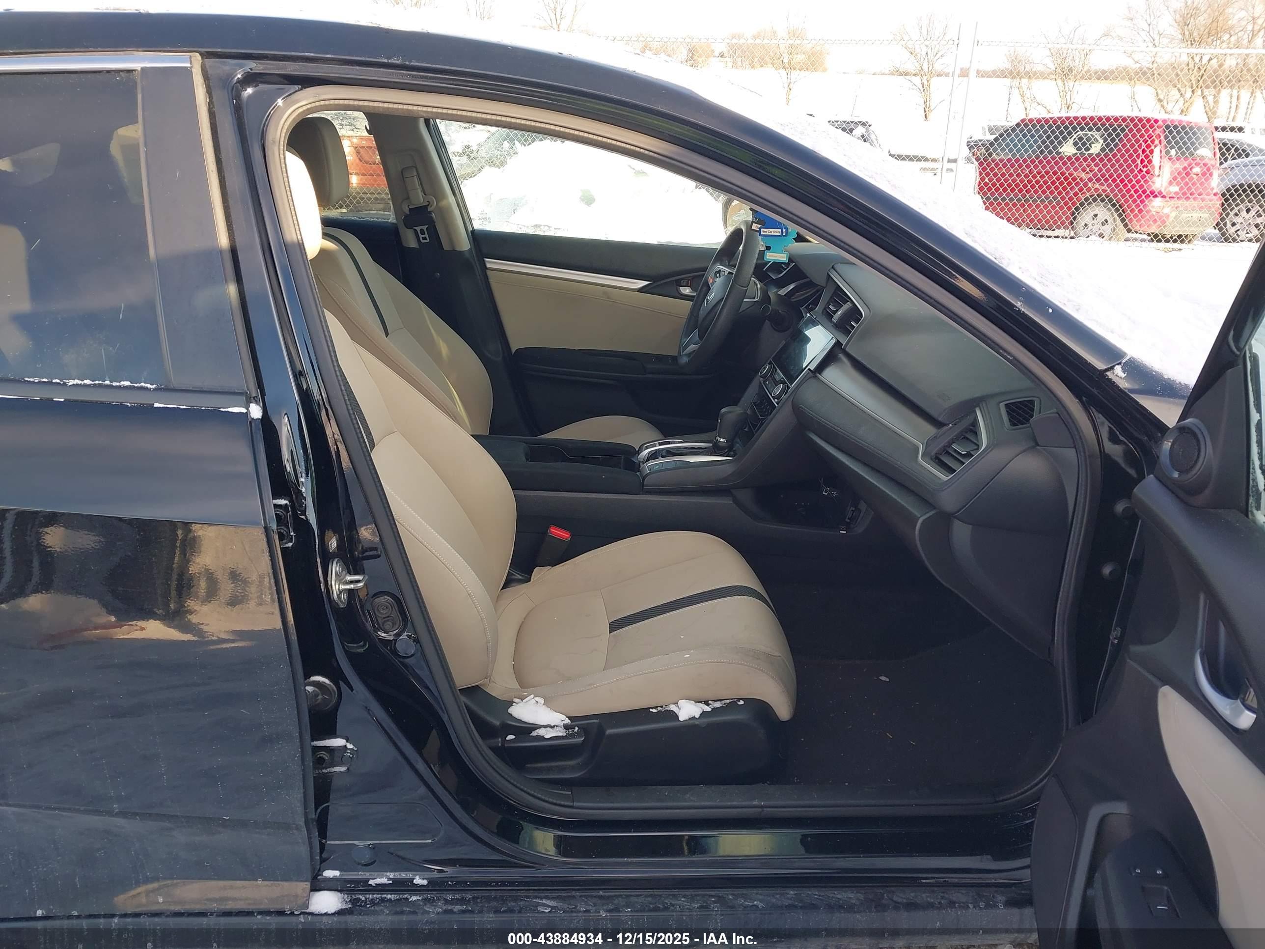 HONDA CIVIC image 5