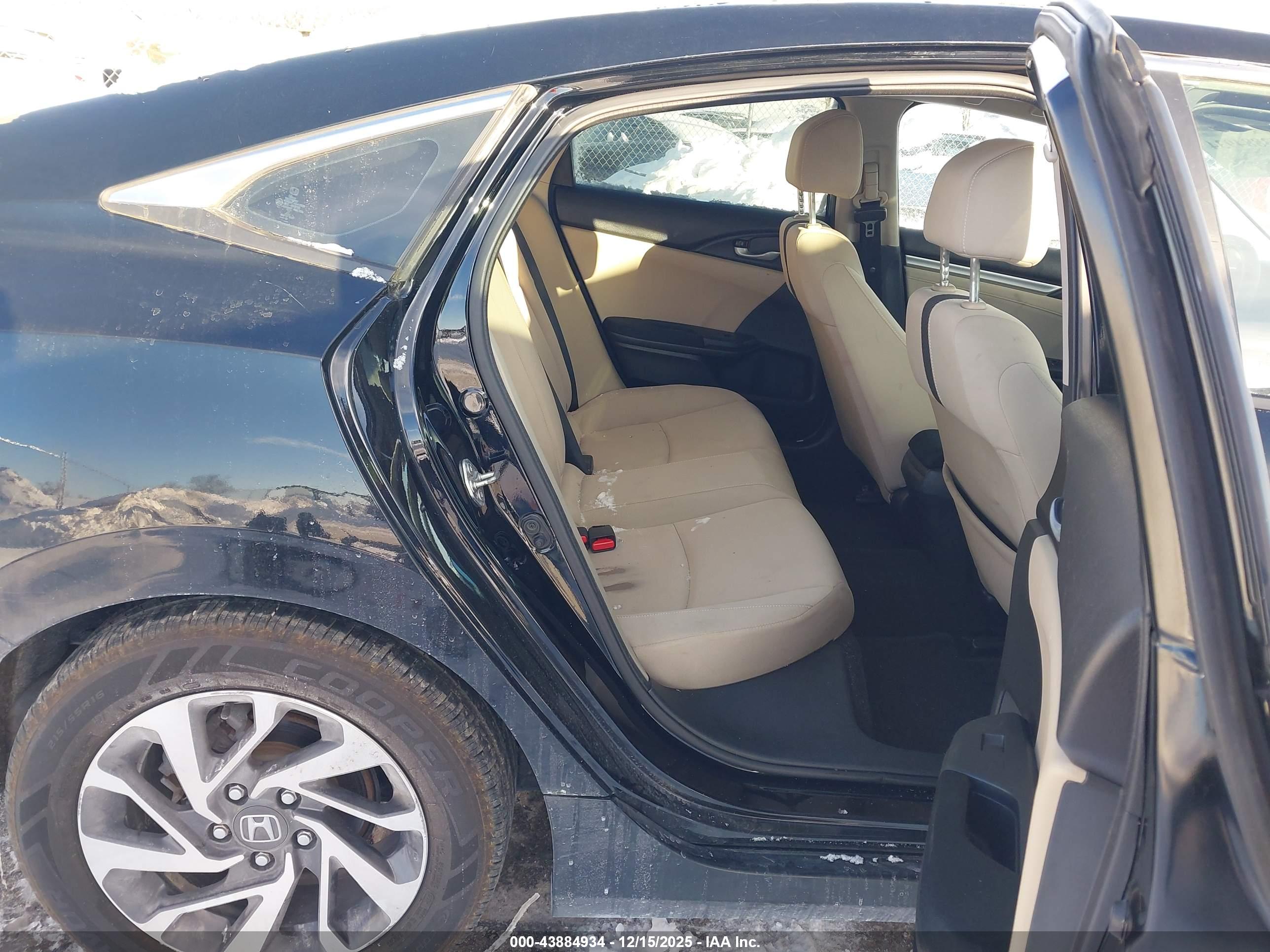 HONDA CIVIC image 8