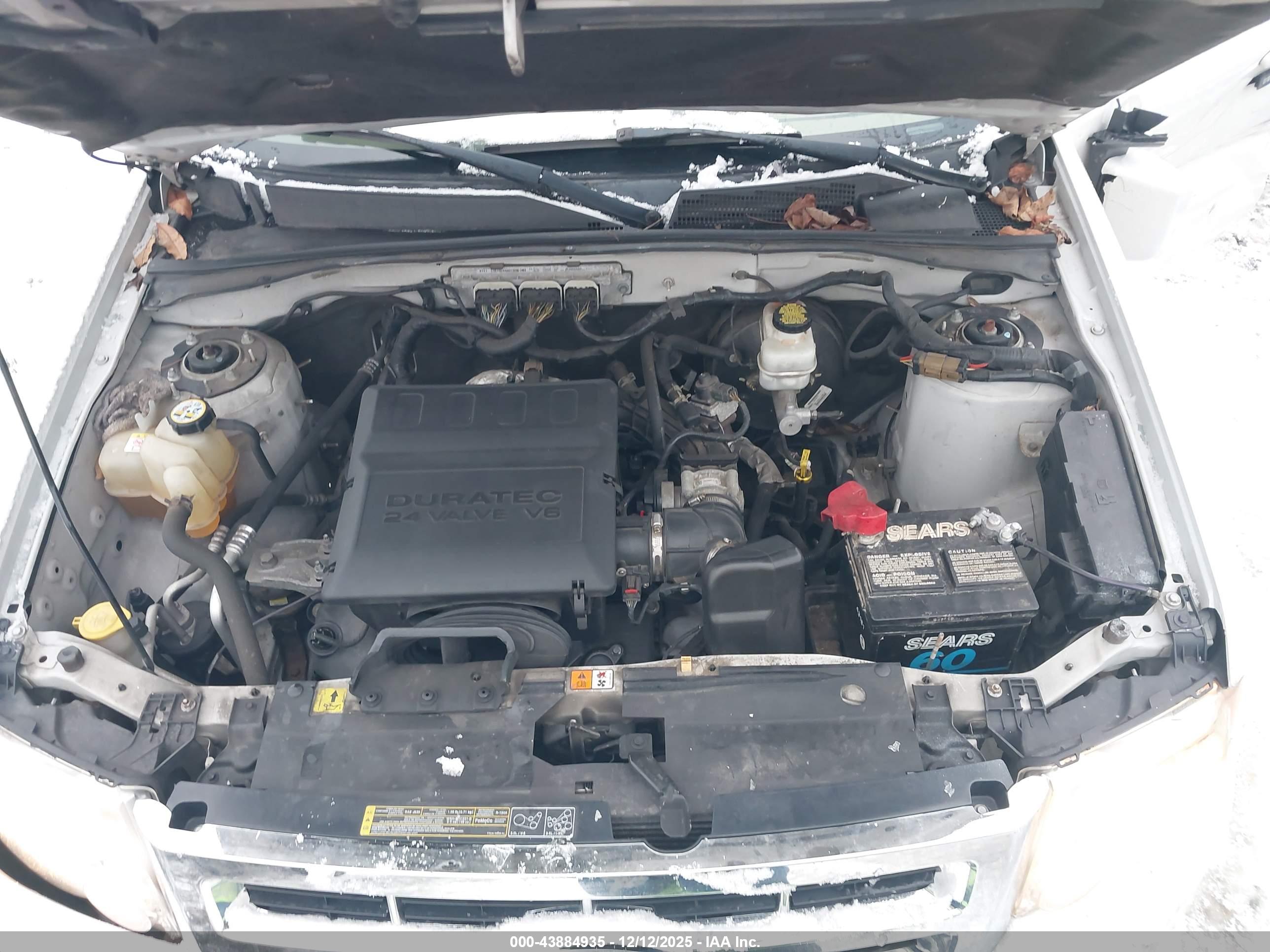 FORD ESCAPE image 10