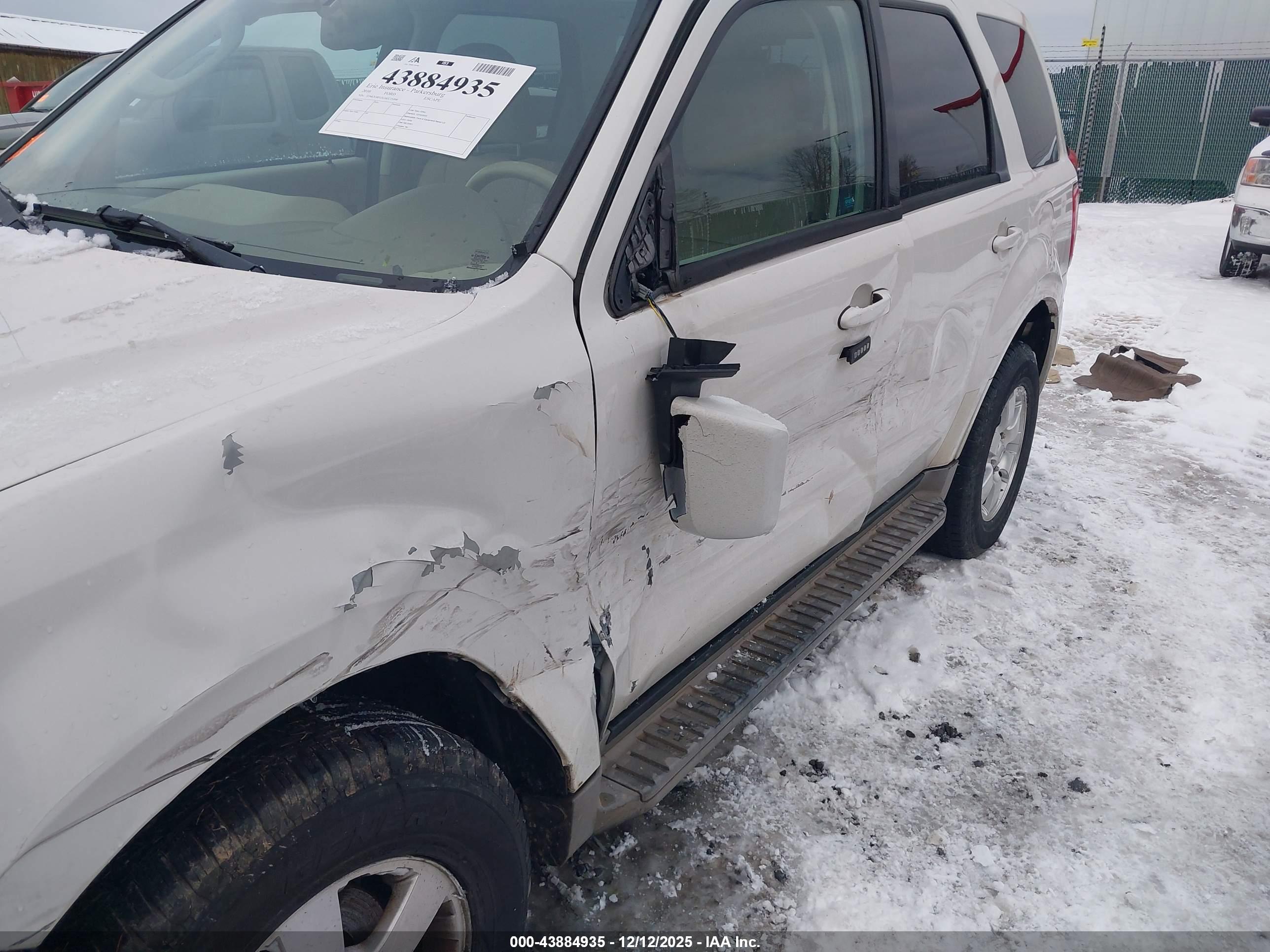 FORD ESCAPE image 6