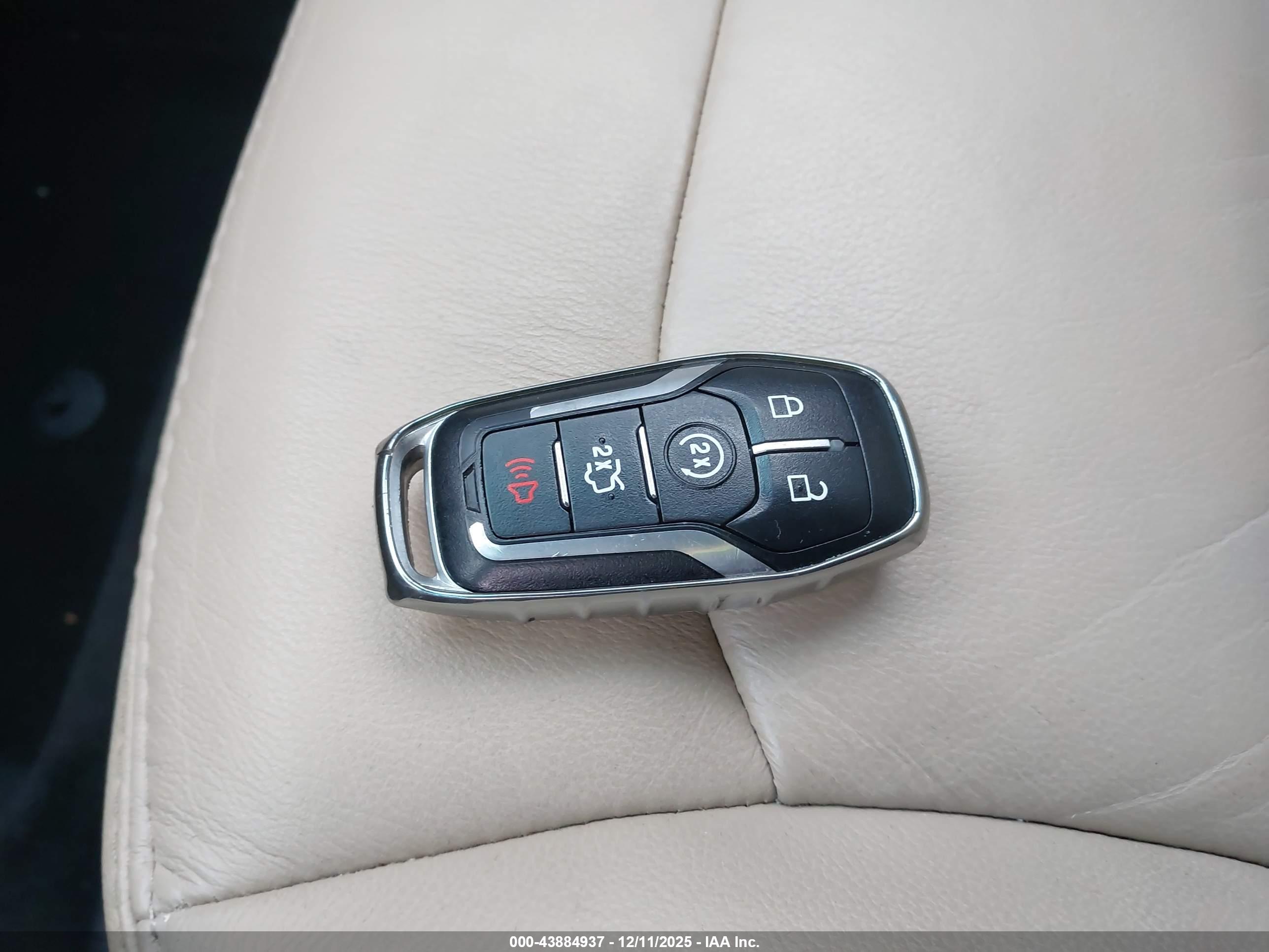 FORD EXPLORER image 11