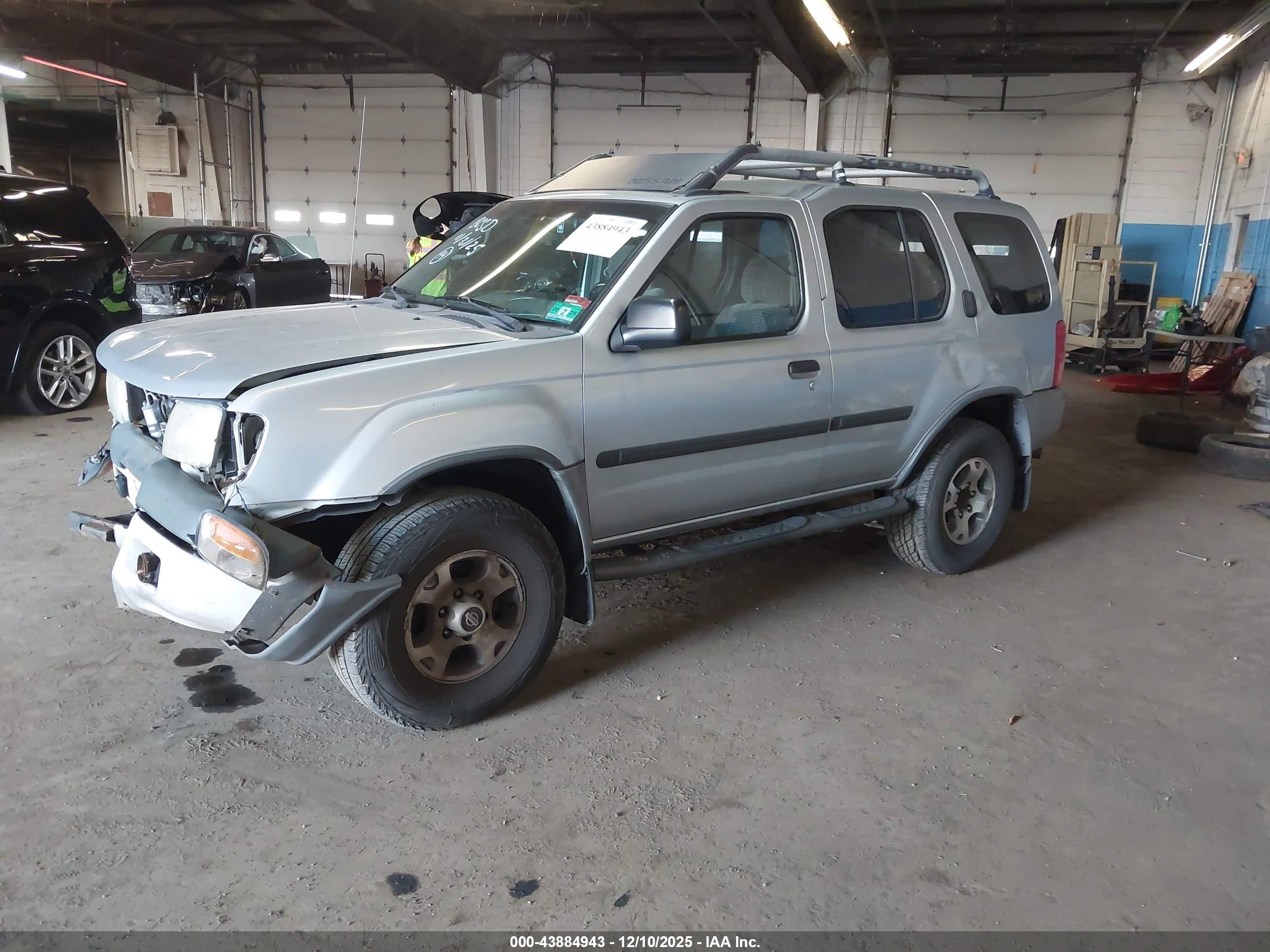 NISSAN XTERRA image 2