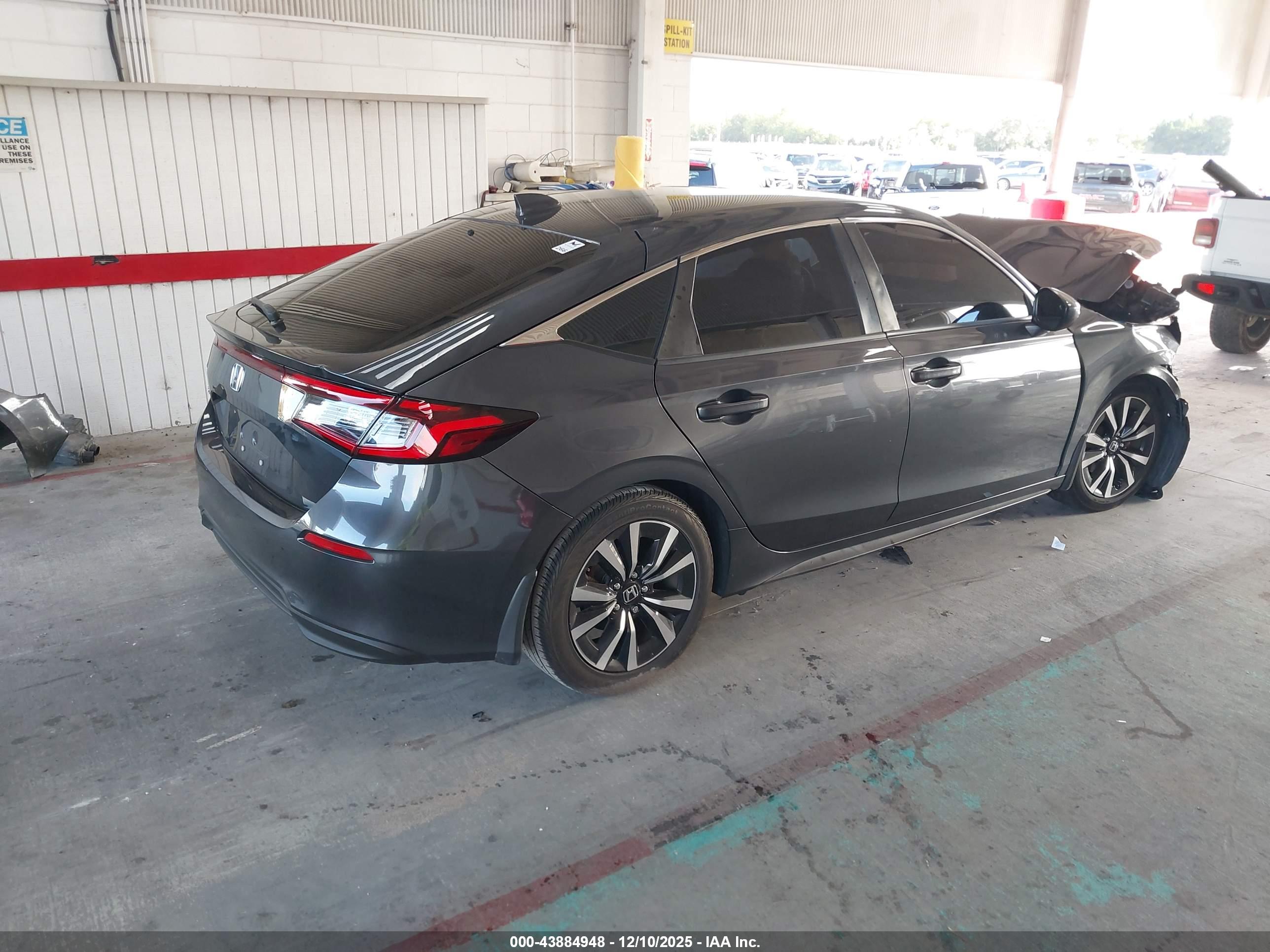 HONDA CIVIC image 4