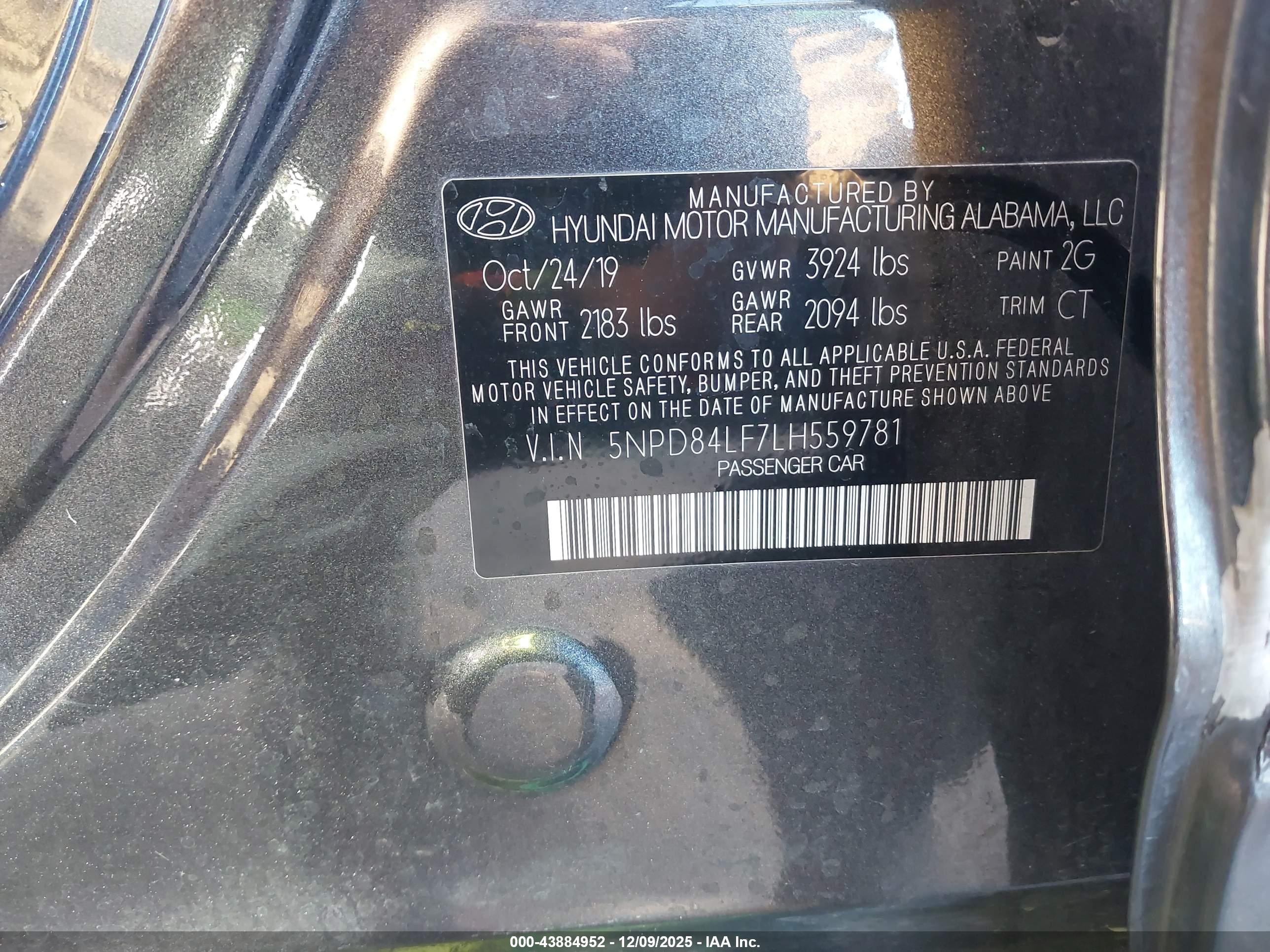 HYUNDAI ELANTRA image 9