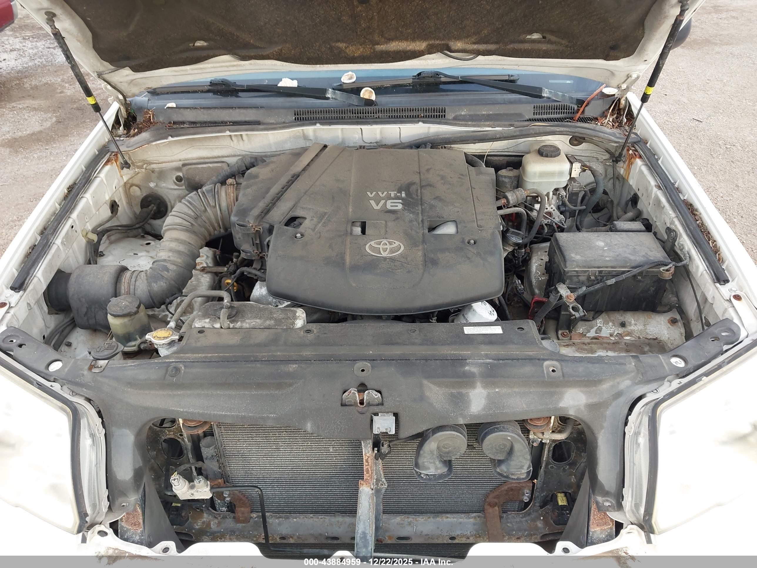 TOYOTA 4RUNNER image 10