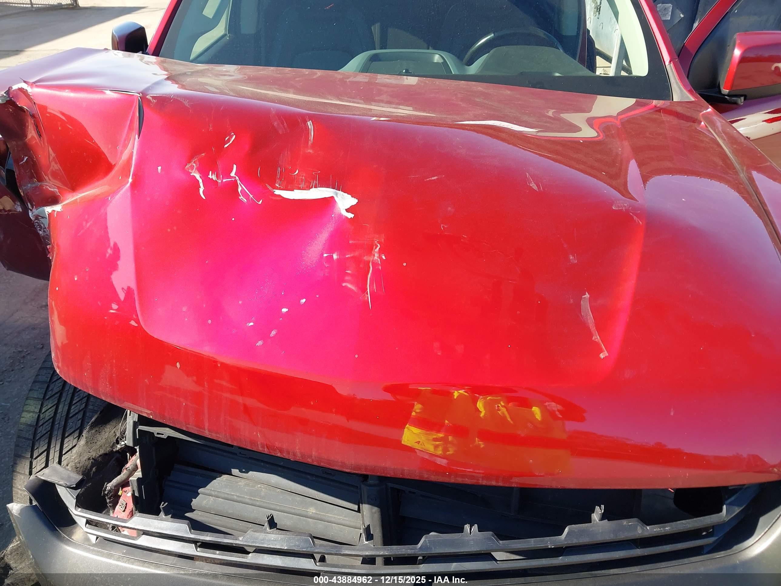 CHEVROLET COLORADO image 10