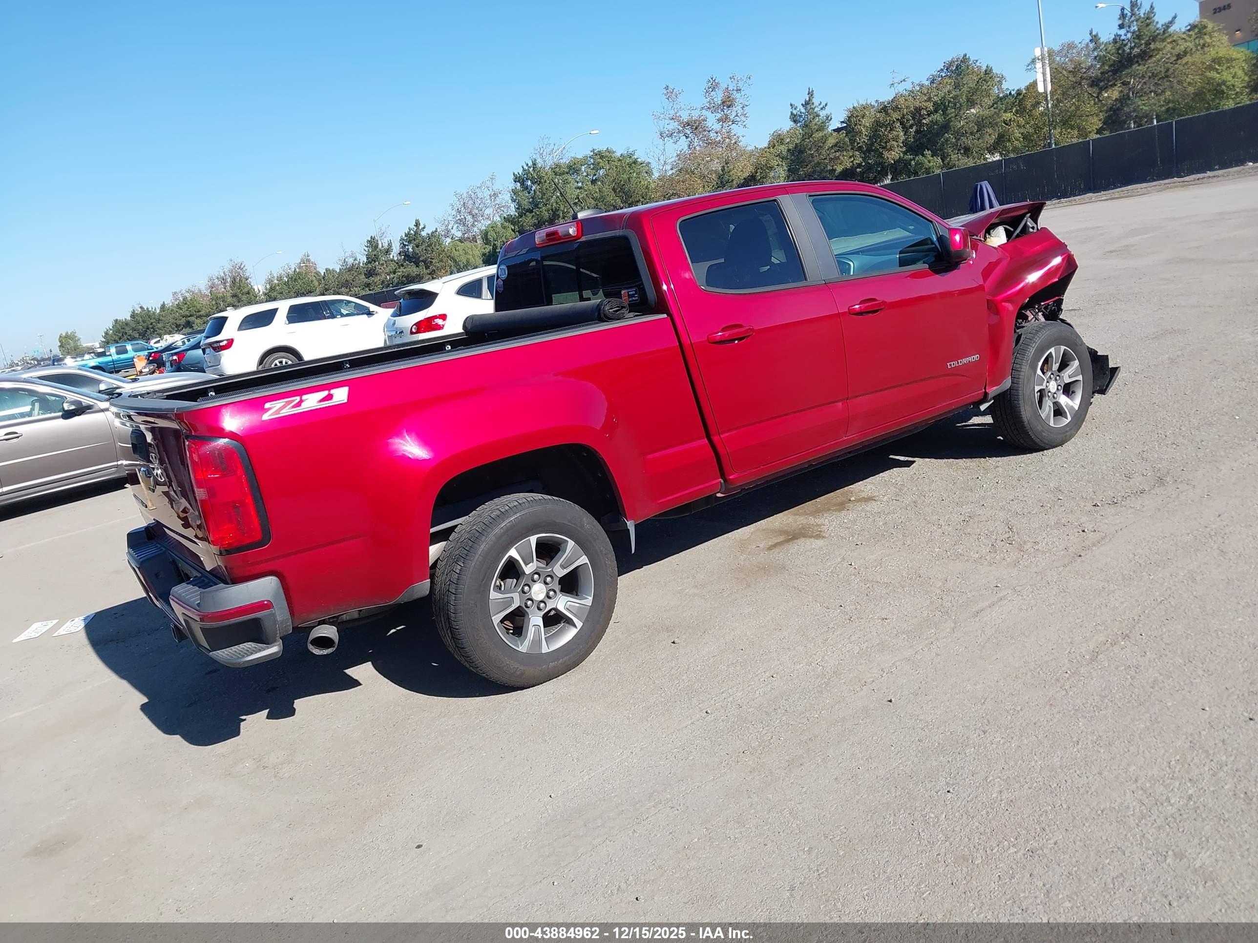 CHEVROLET COLORADO image 4