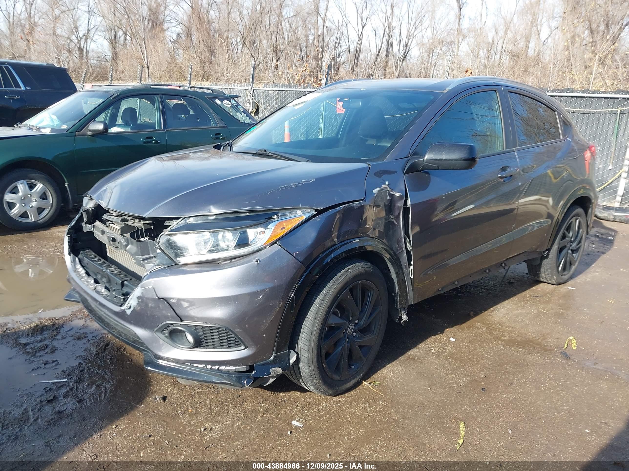 HONDA HR-V image 2