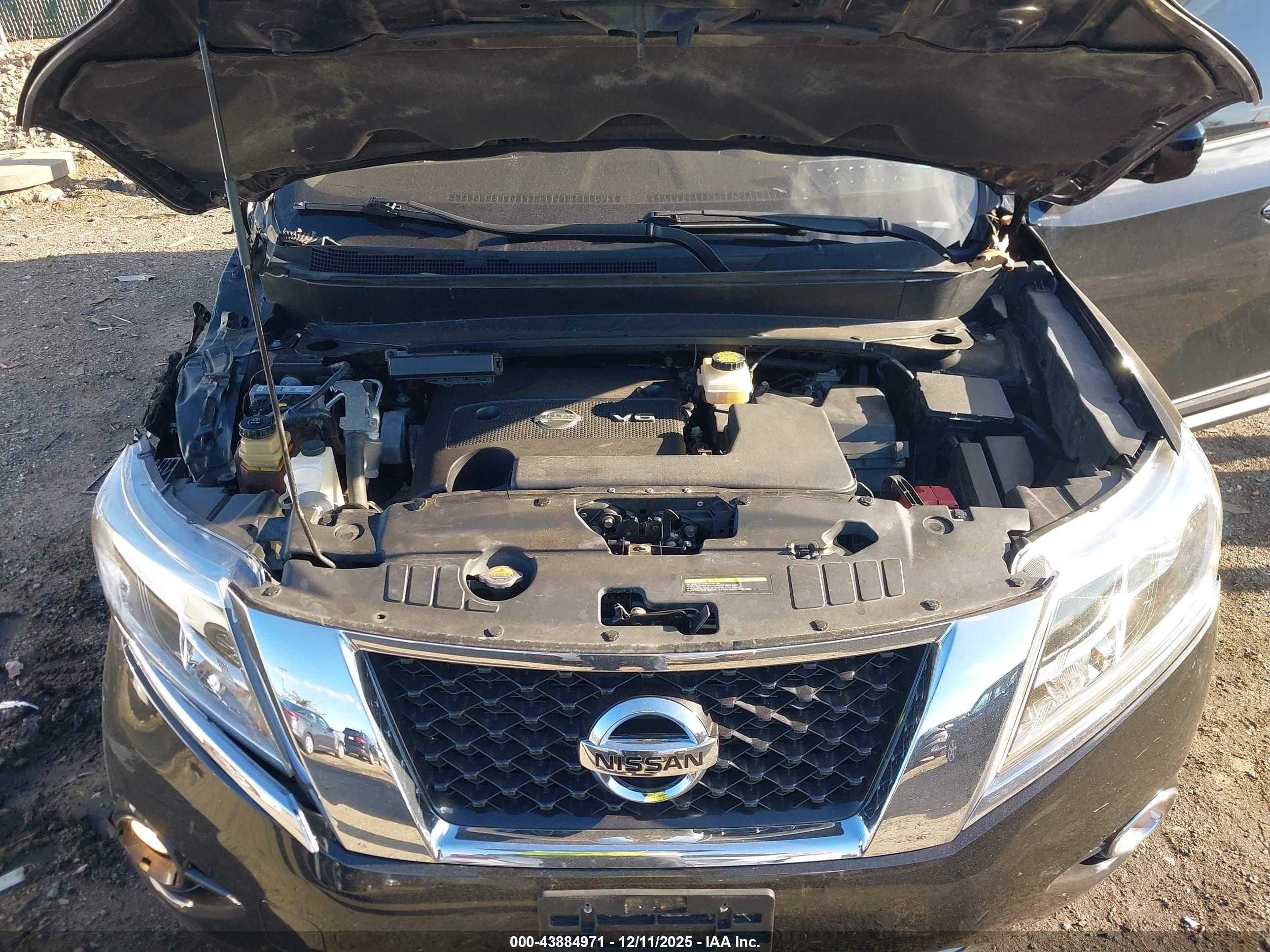 NISSAN PATHFINDER image 10