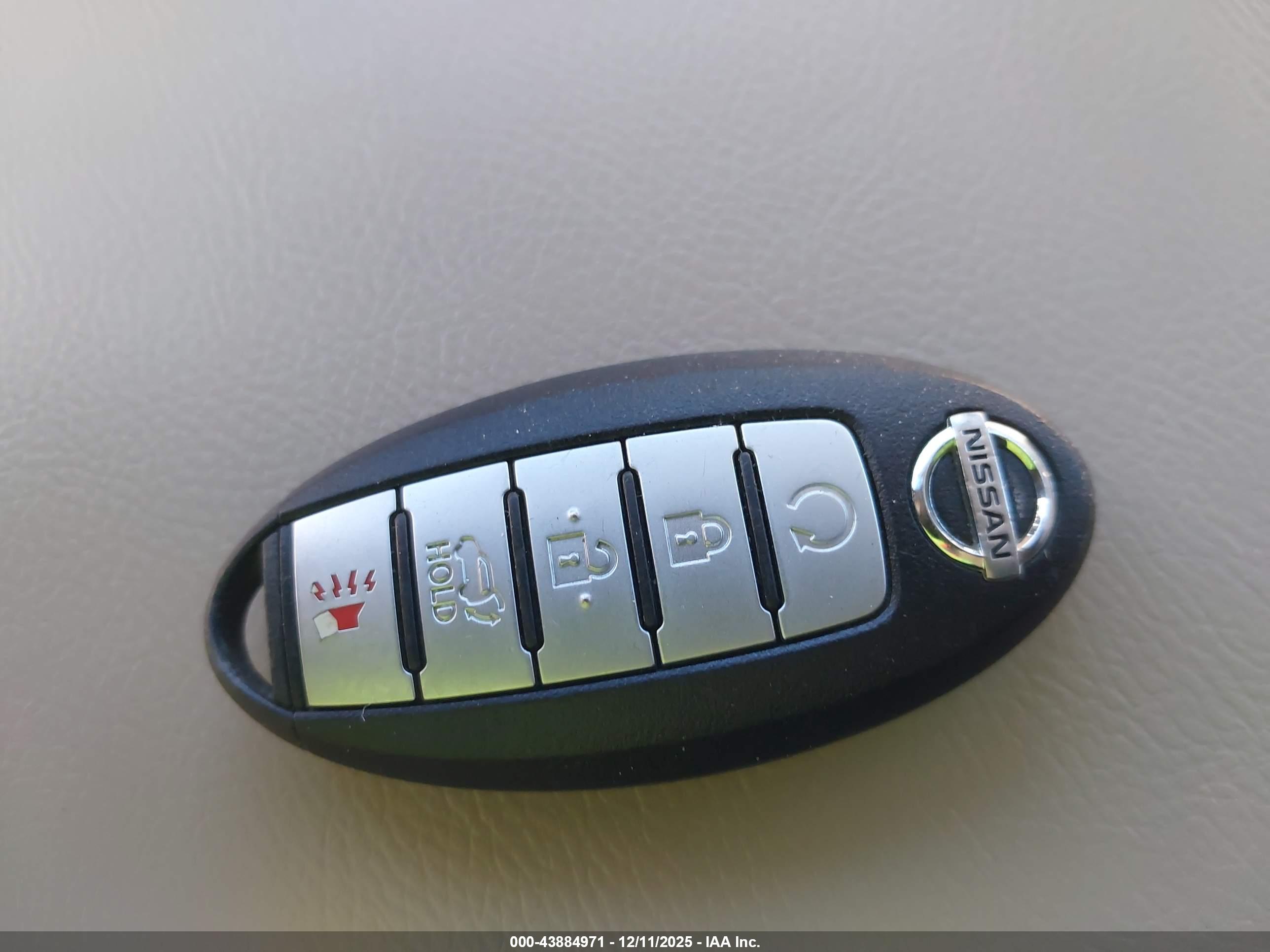 NISSAN PATHFINDER image 11