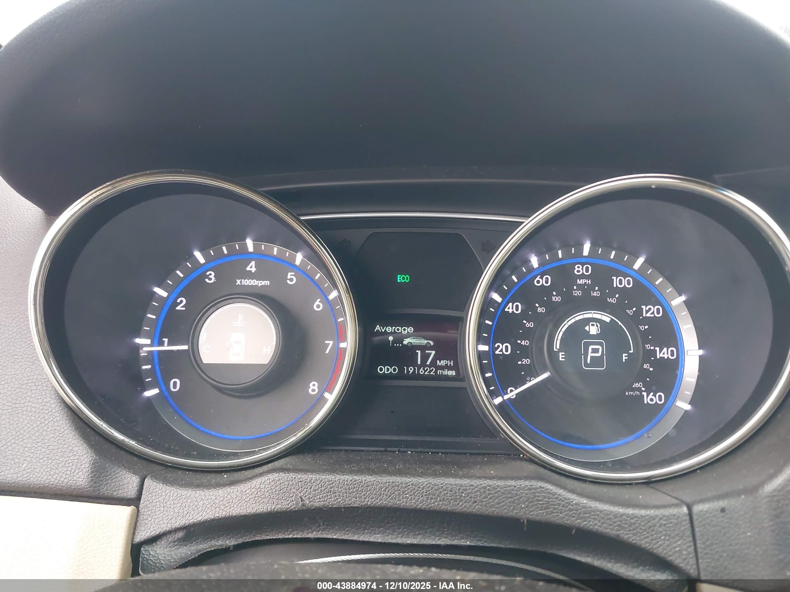 HYUNDAI SONATA image 7