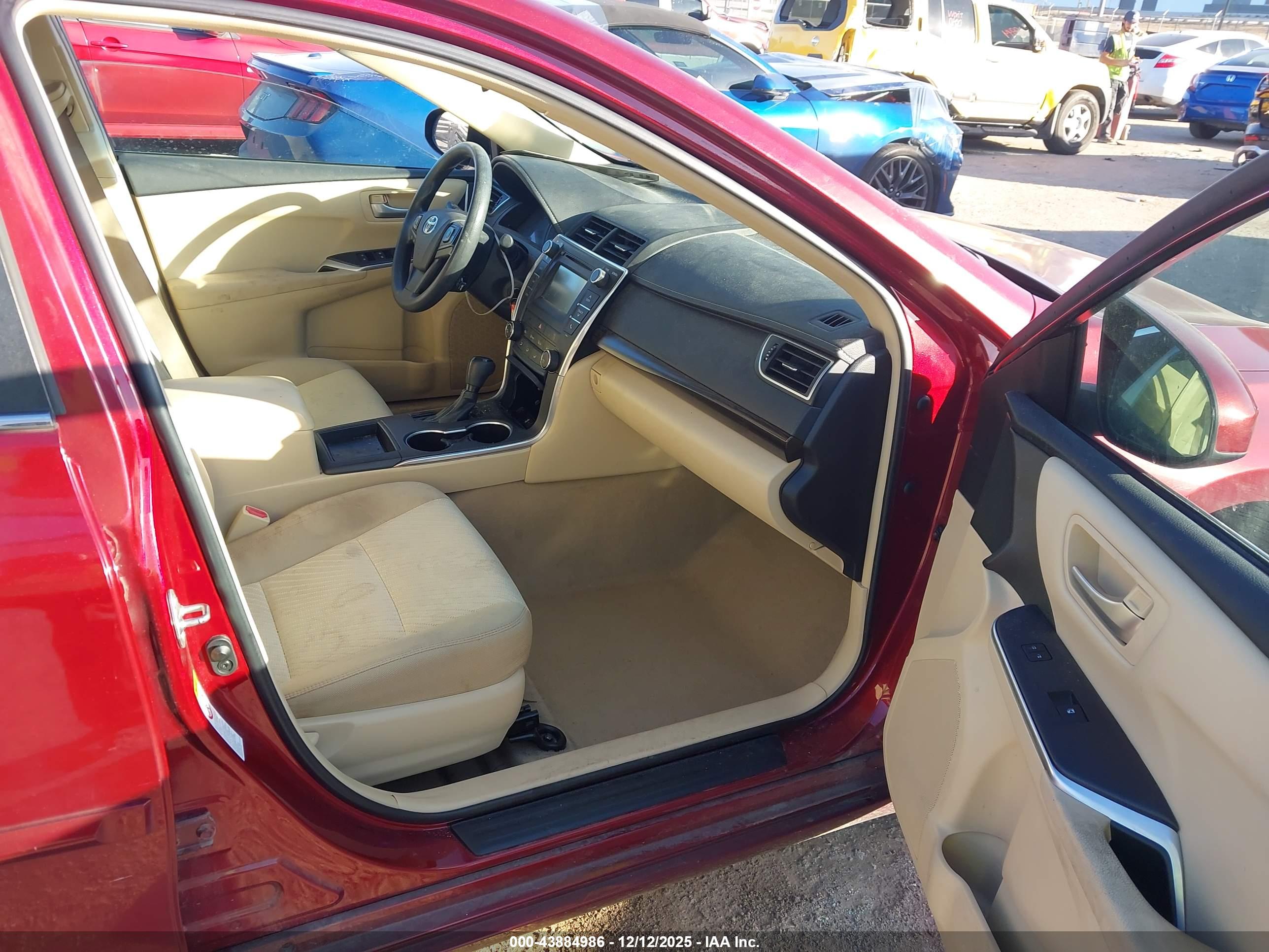 TOYOTA CAMRY image 5