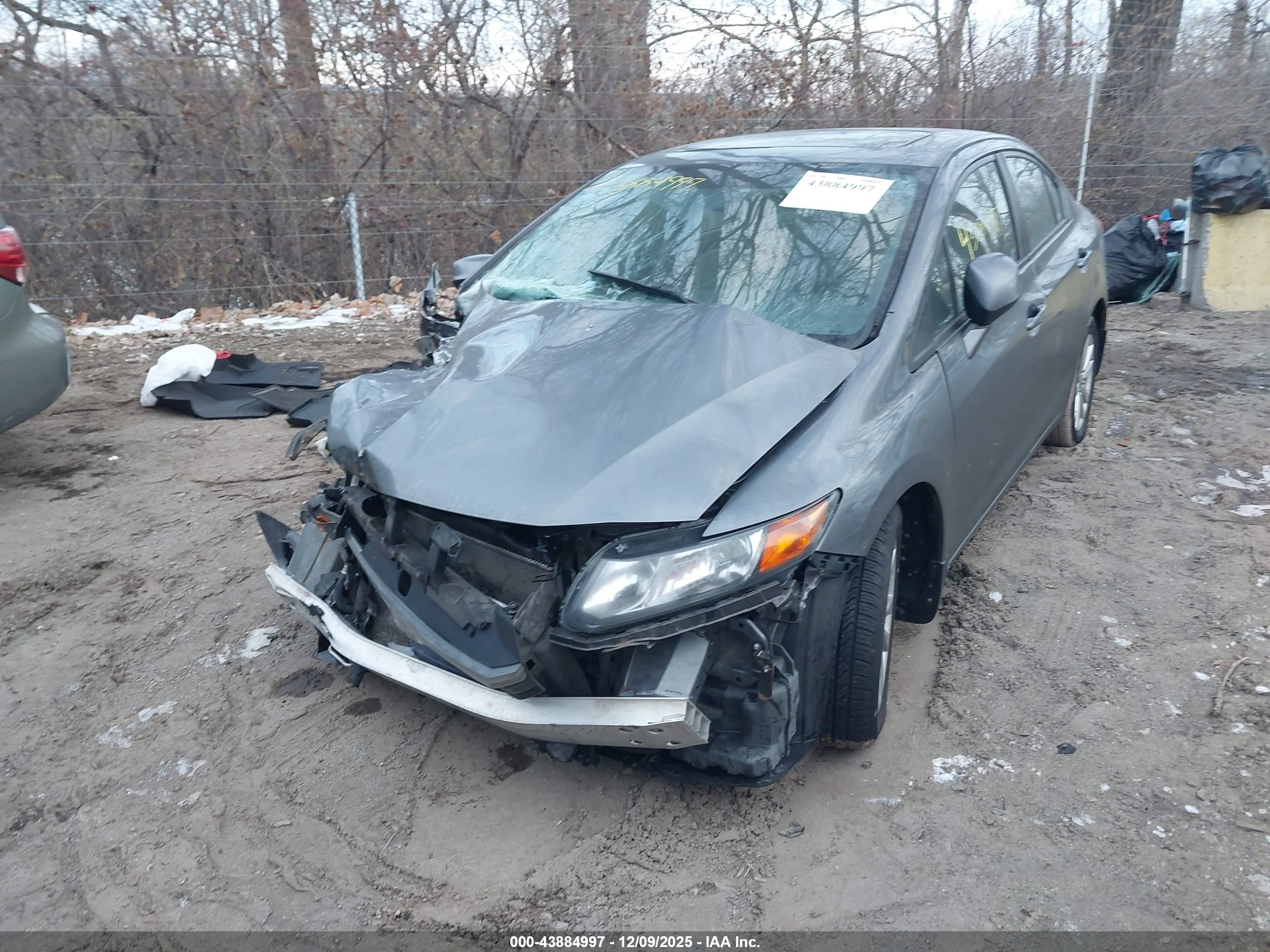 HONDA CIVIC image 2