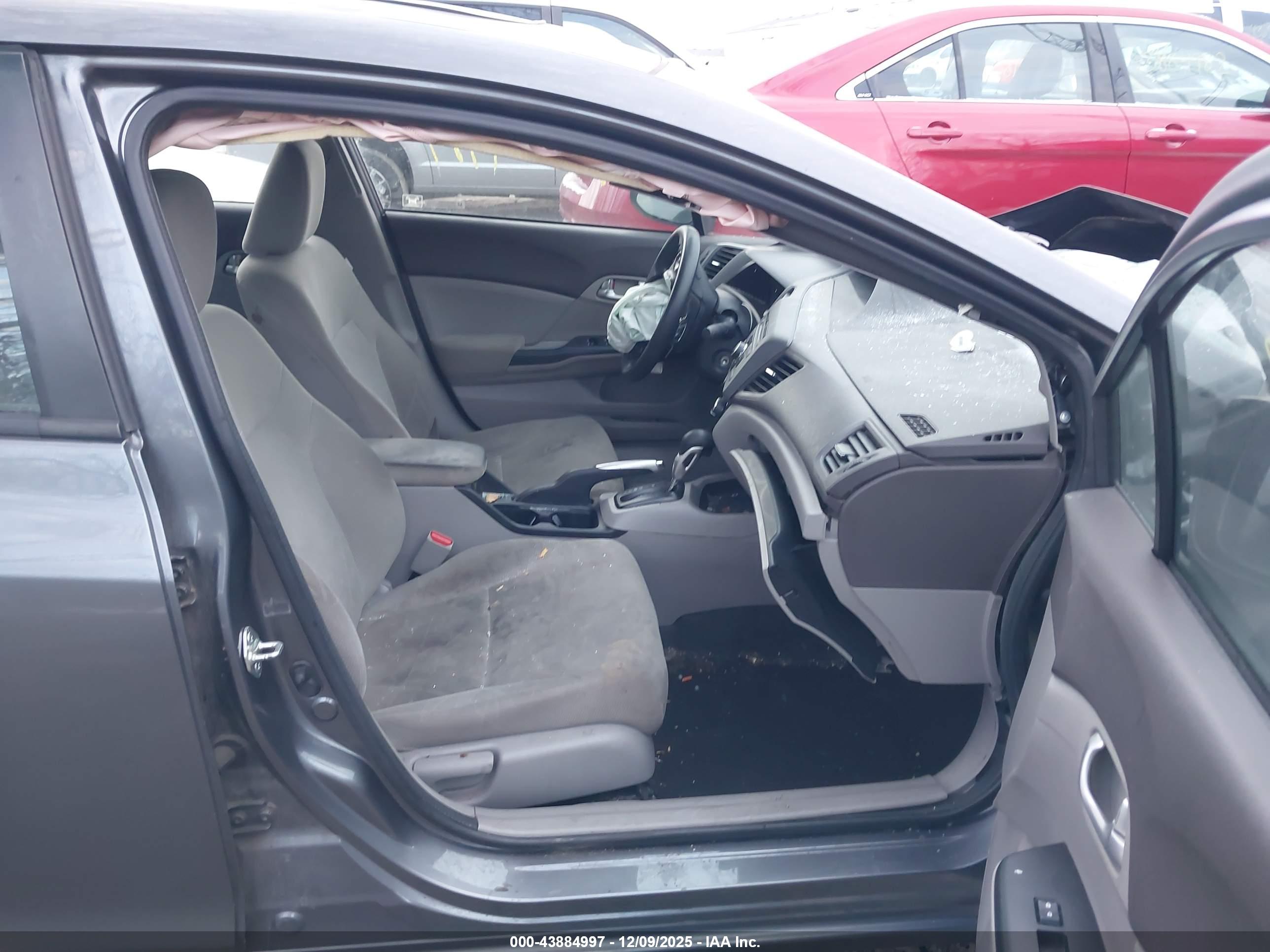 HONDA CIVIC image 5