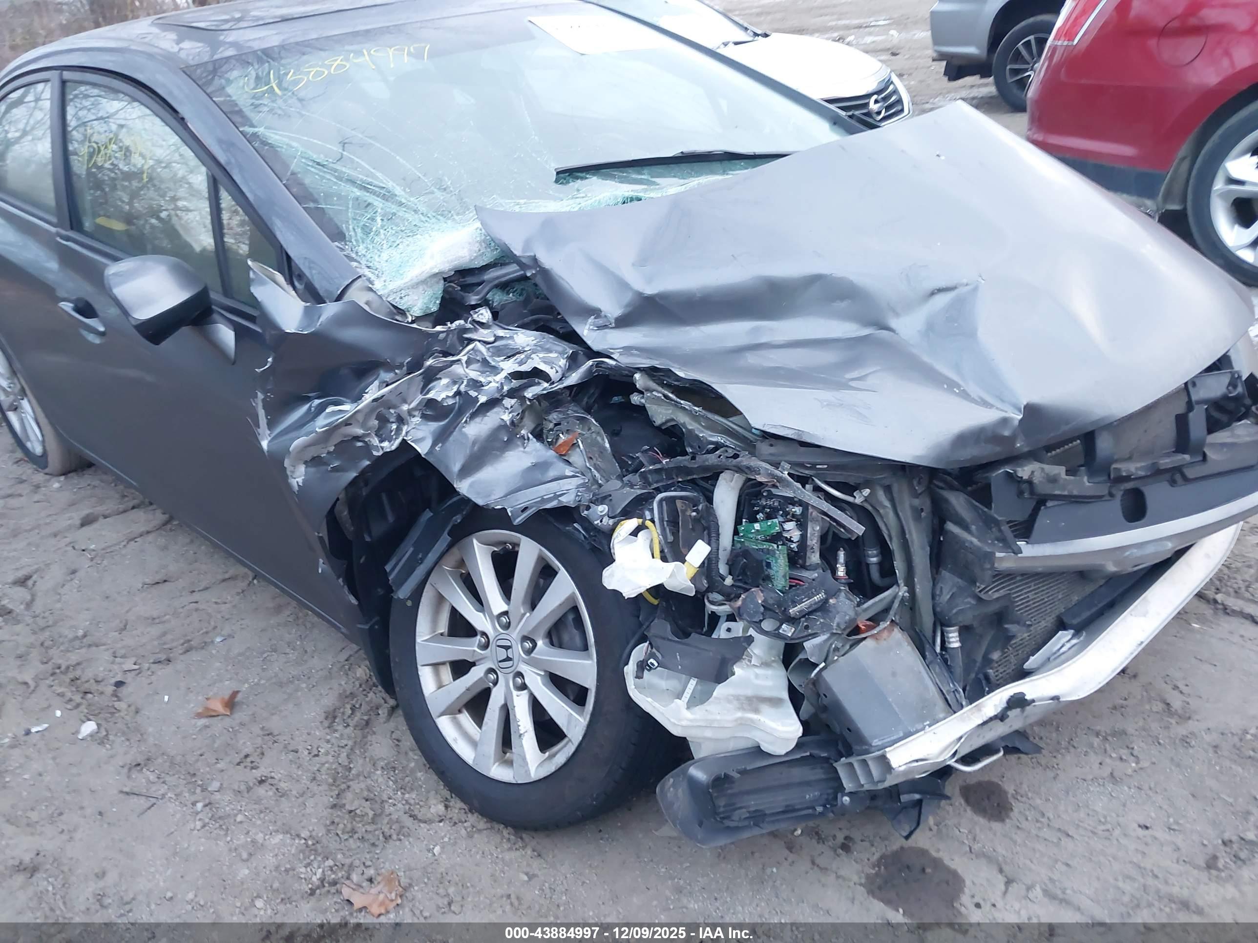 HONDA CIVIC image 6