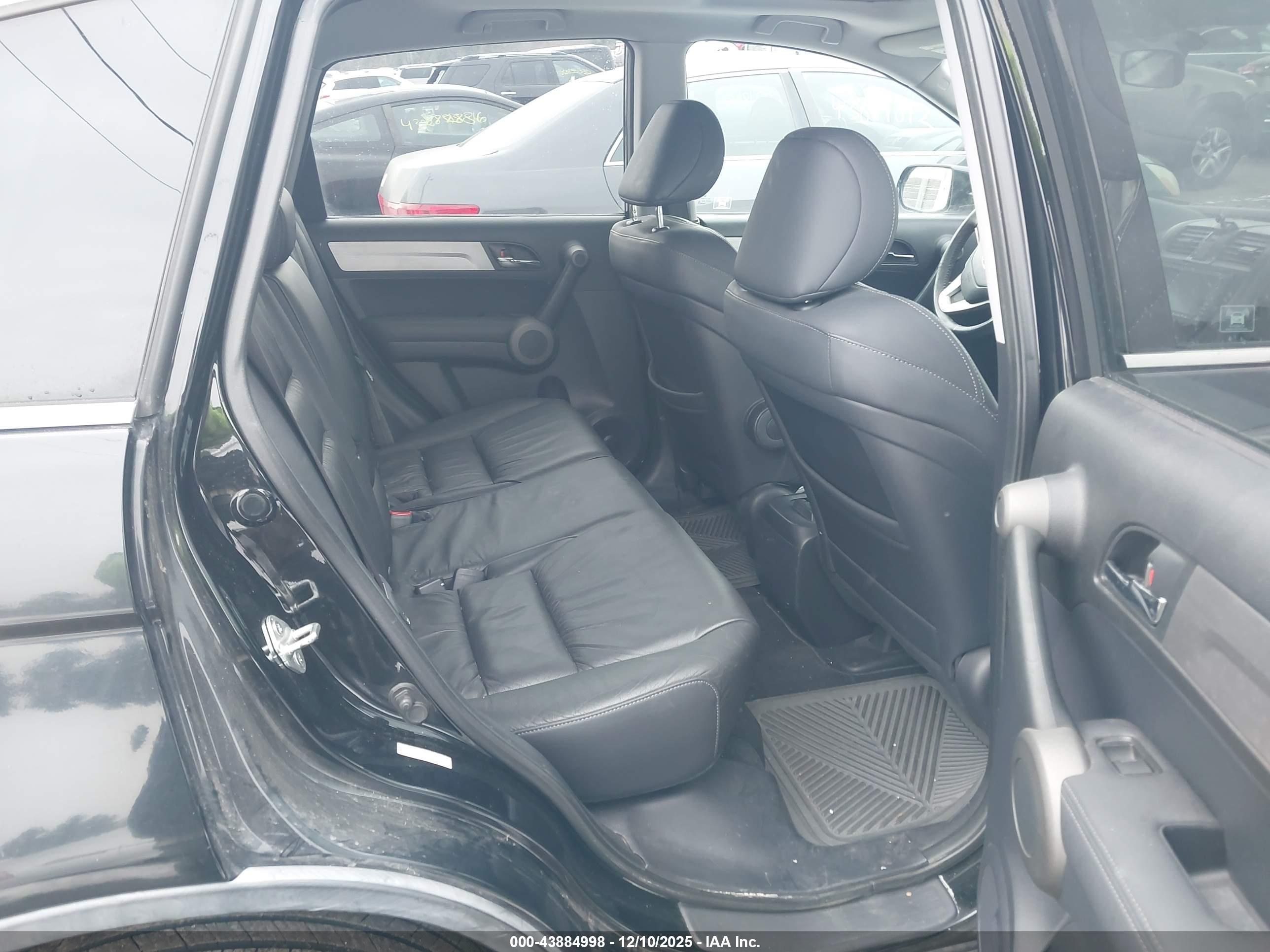 HONDA CR-V image 8