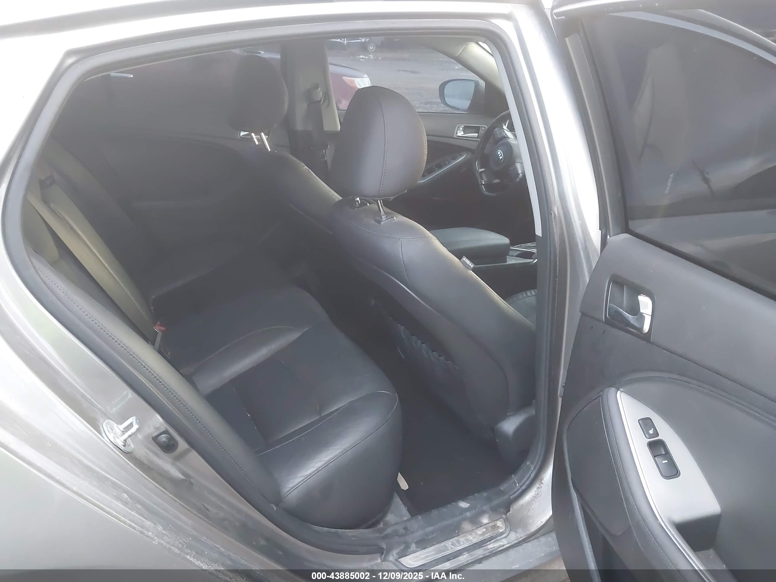 KIA OPTIMA image 8