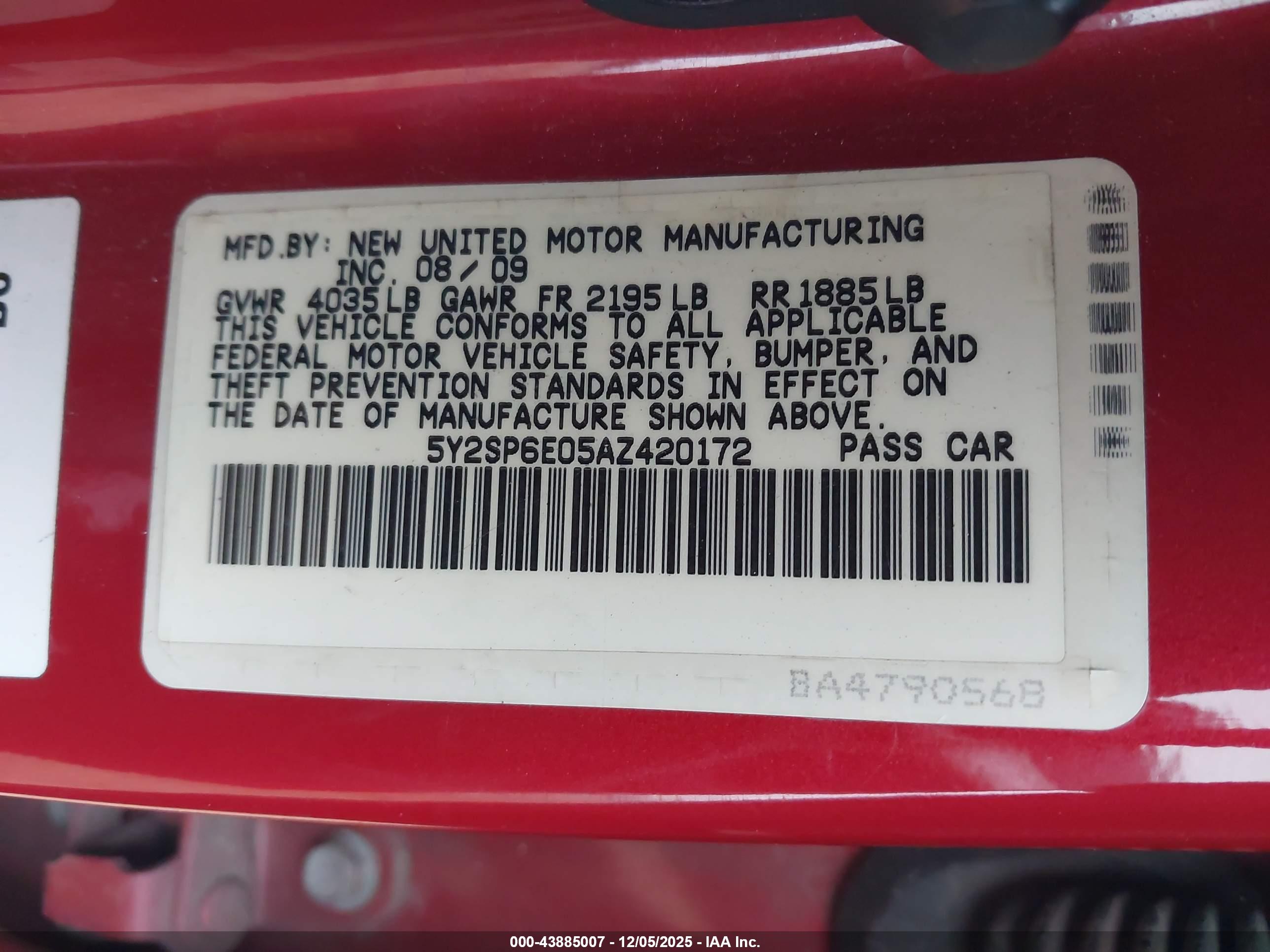 PONTIAC VIBE image 9