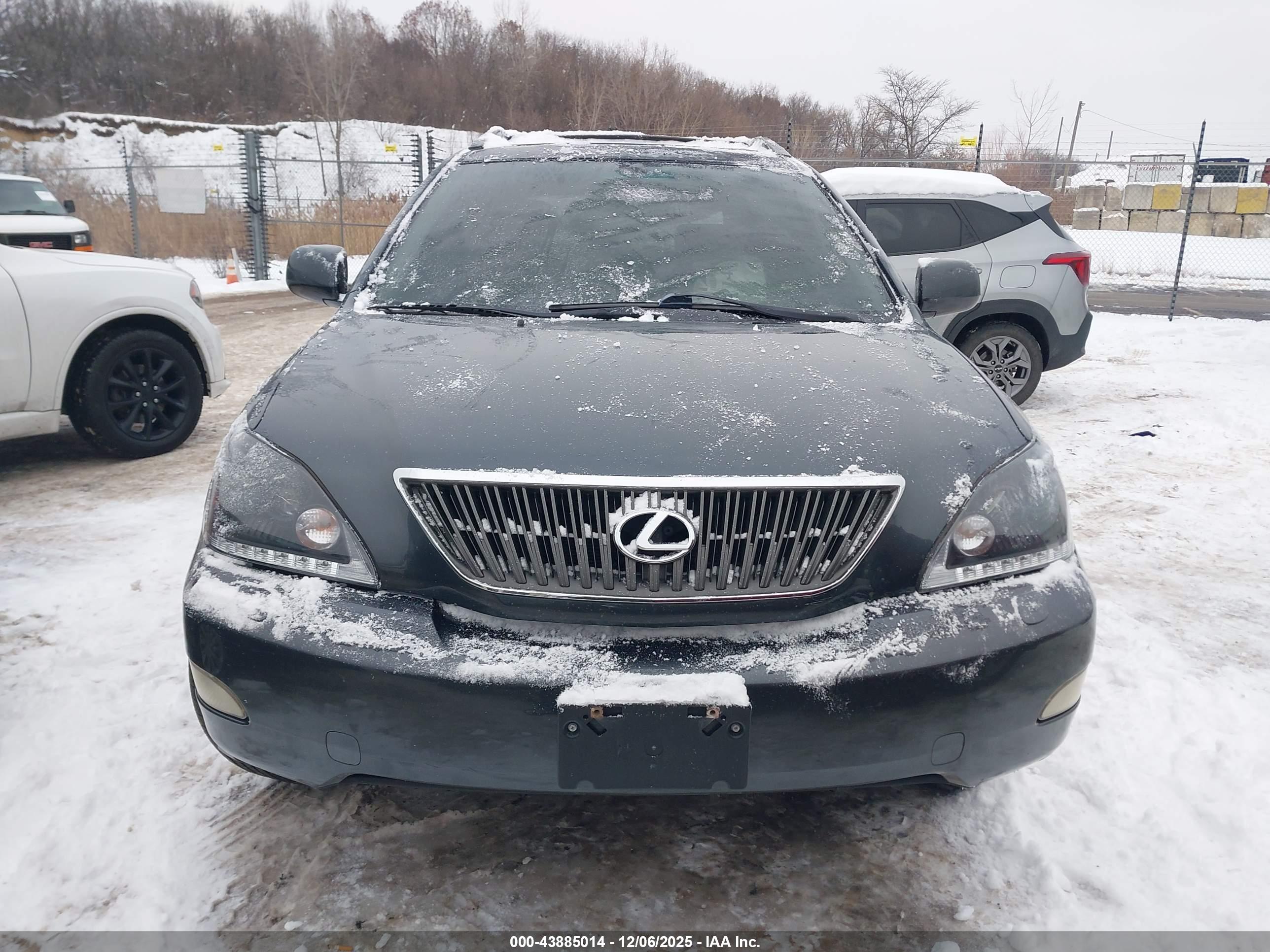 LEXUS RX image 6