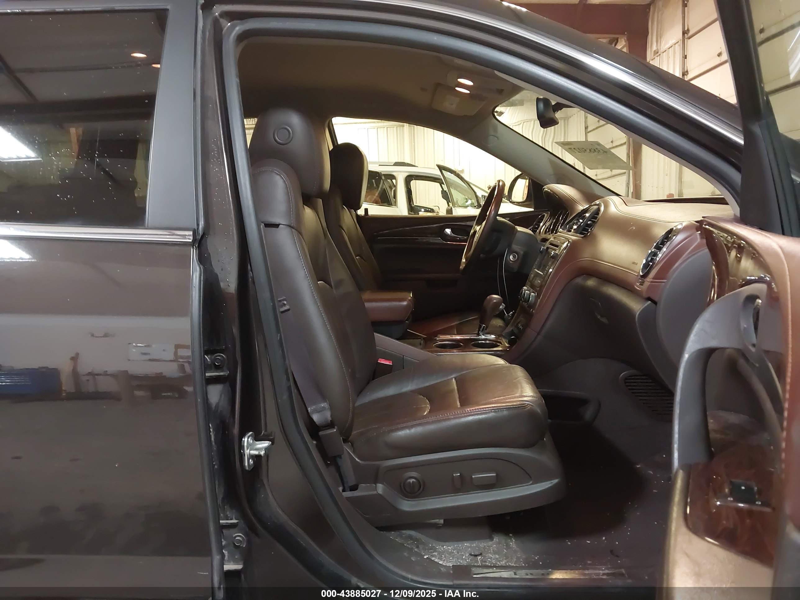 BUICK ENCLAVE image 5