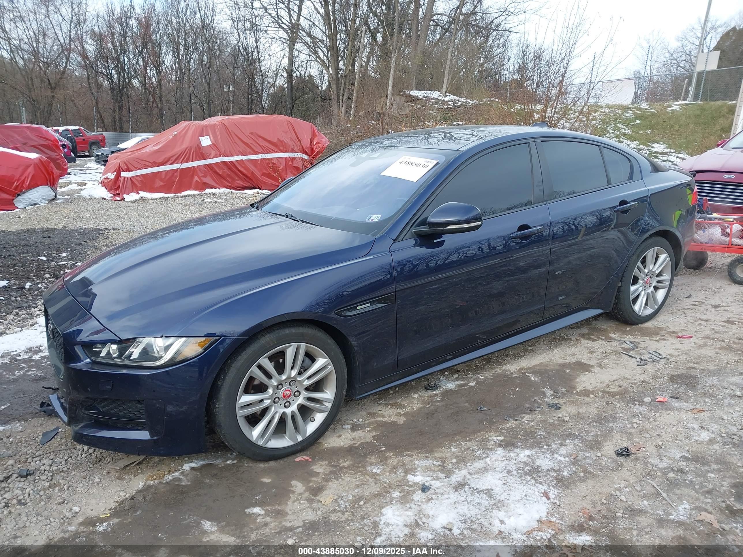 JAGUAR XE image 2